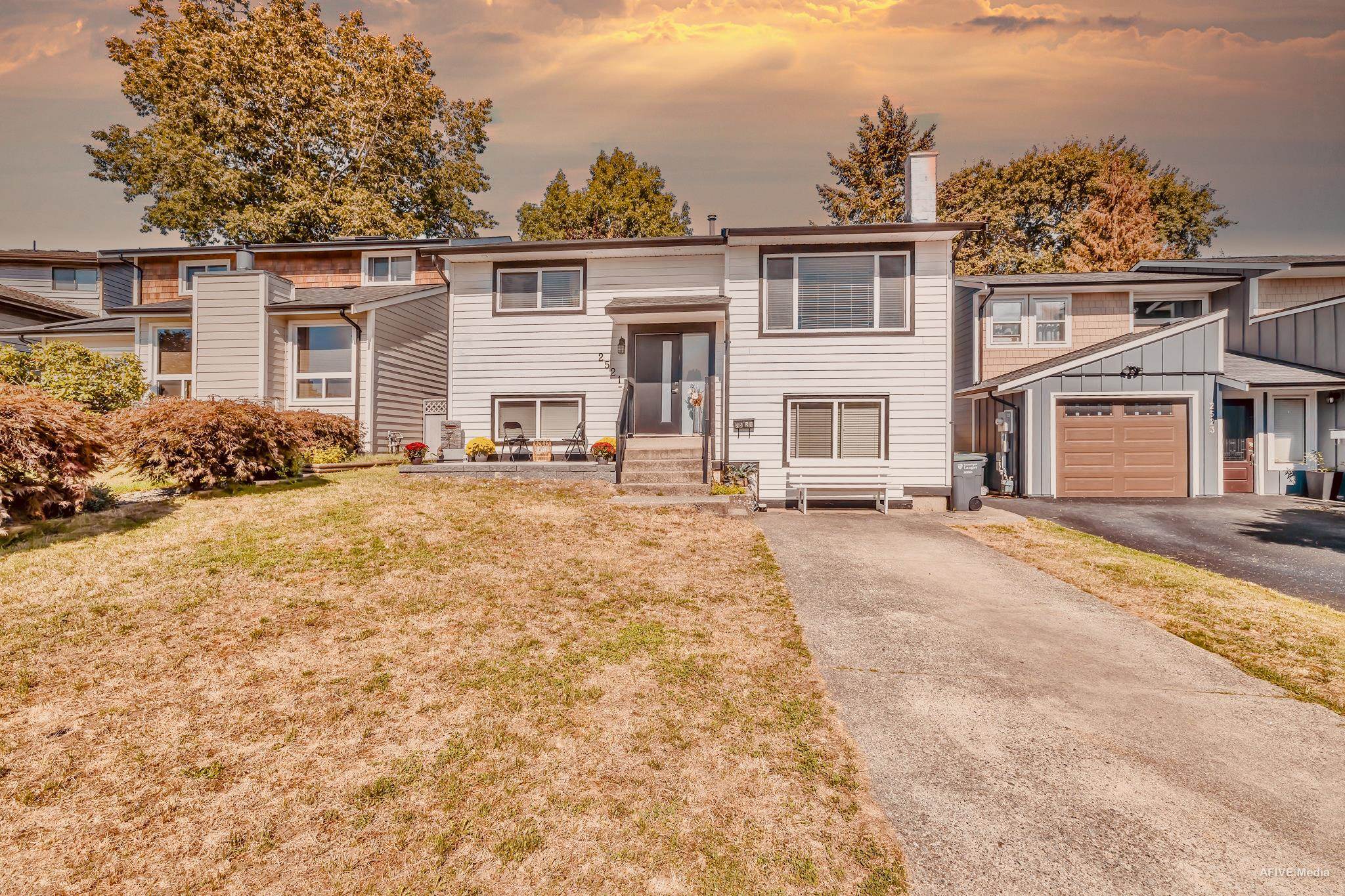2521 WILDING CRESCENT, Langley BC V2Y 1C8, R3092583, BC,