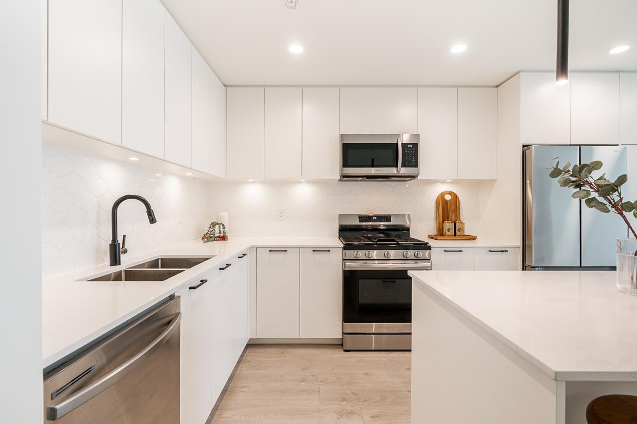 G408 8380 200A STREET, R3092611, BC,