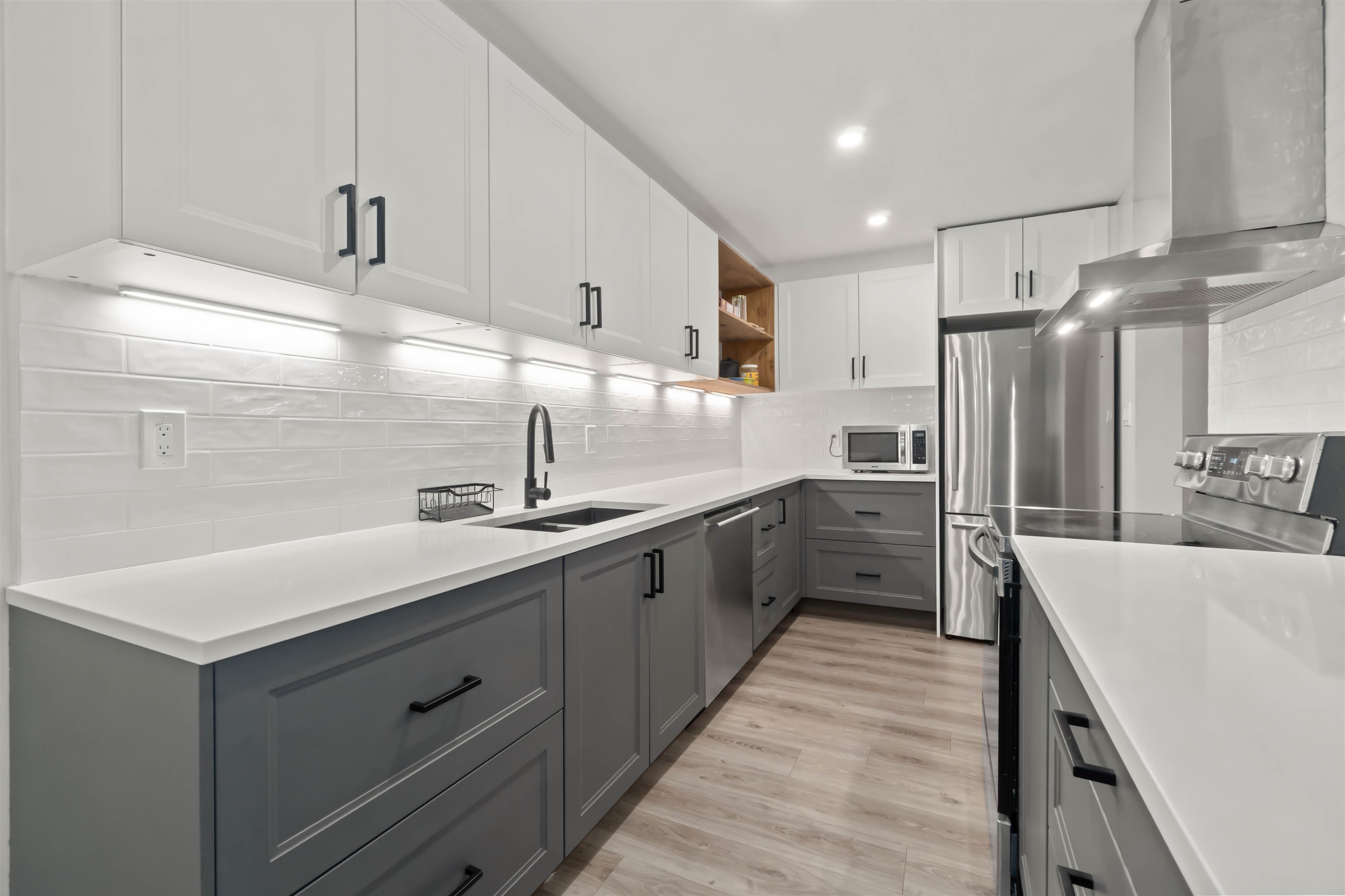 119 9101 HORNE STREET, R3092931, BC,