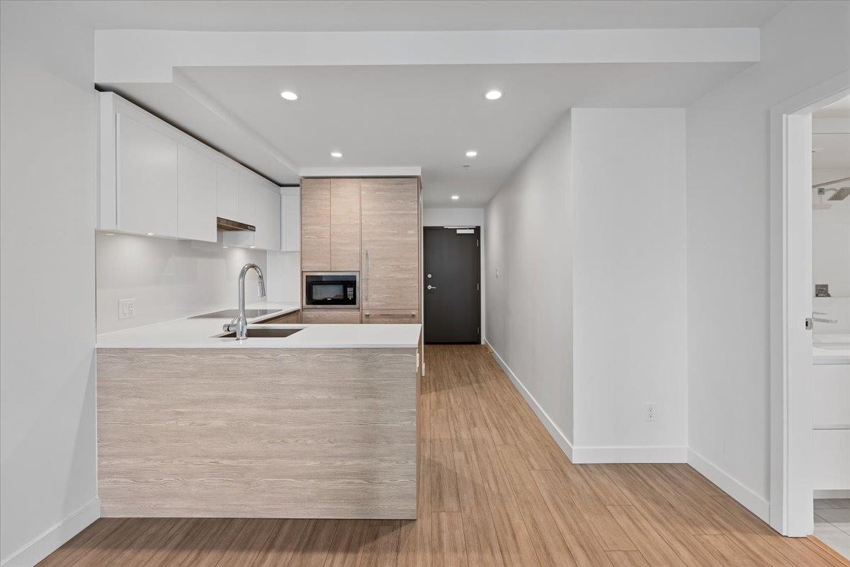 1005 13655 FRASER HIGHWAY, R3093016, BC,