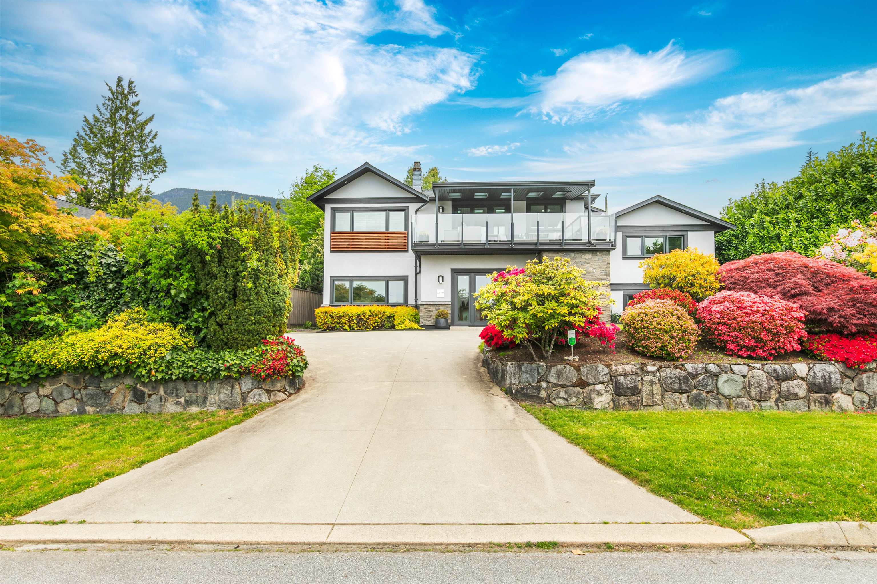 4106 CANTERBURY CRESCENT, North Vancouver BC V7R 3N5, R3093174, BC,