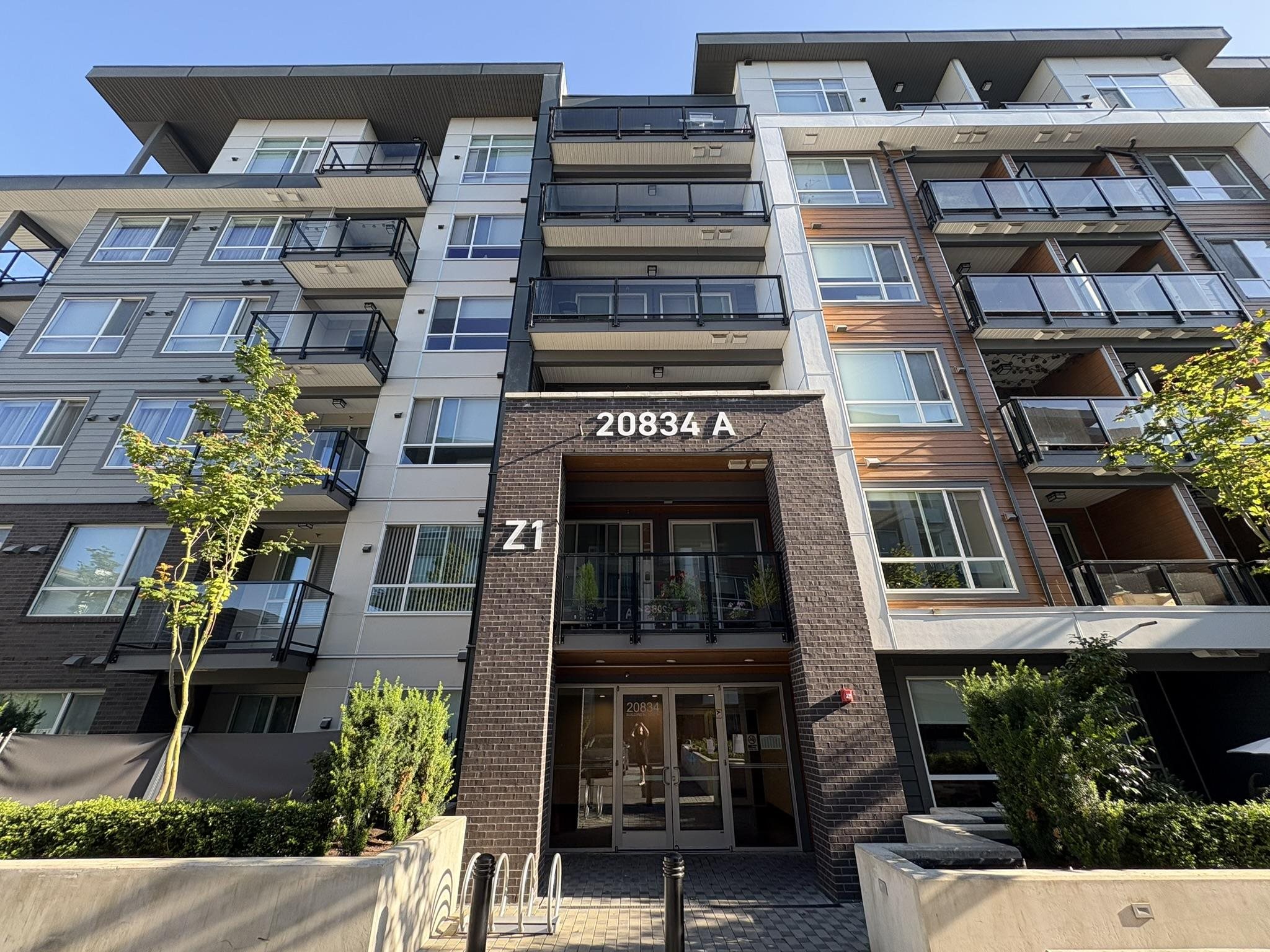 B317 20834 80 AVENUE, R3093281, BC,