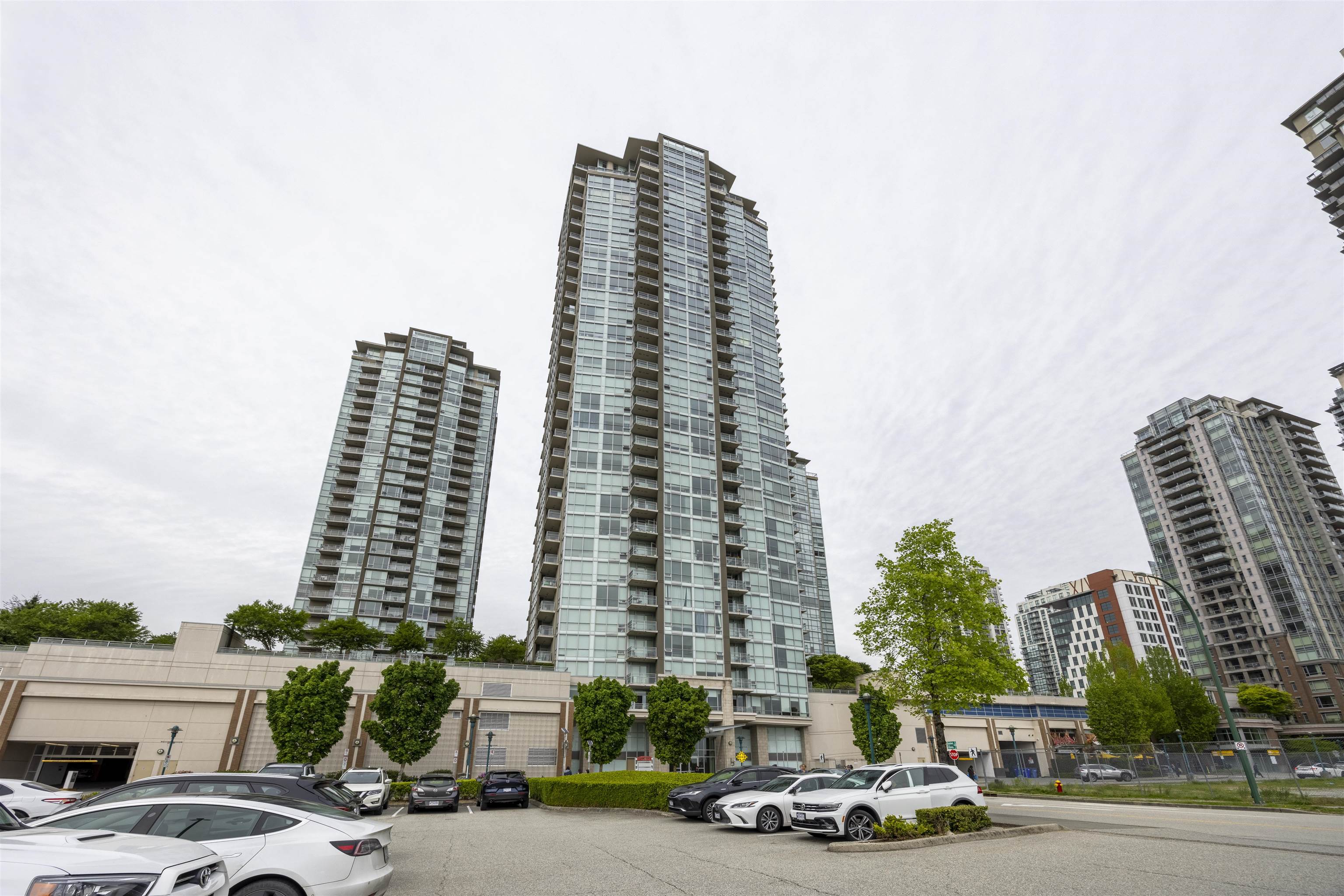 701 2975 ATLANTIC AVENUE, R3093298, BC,