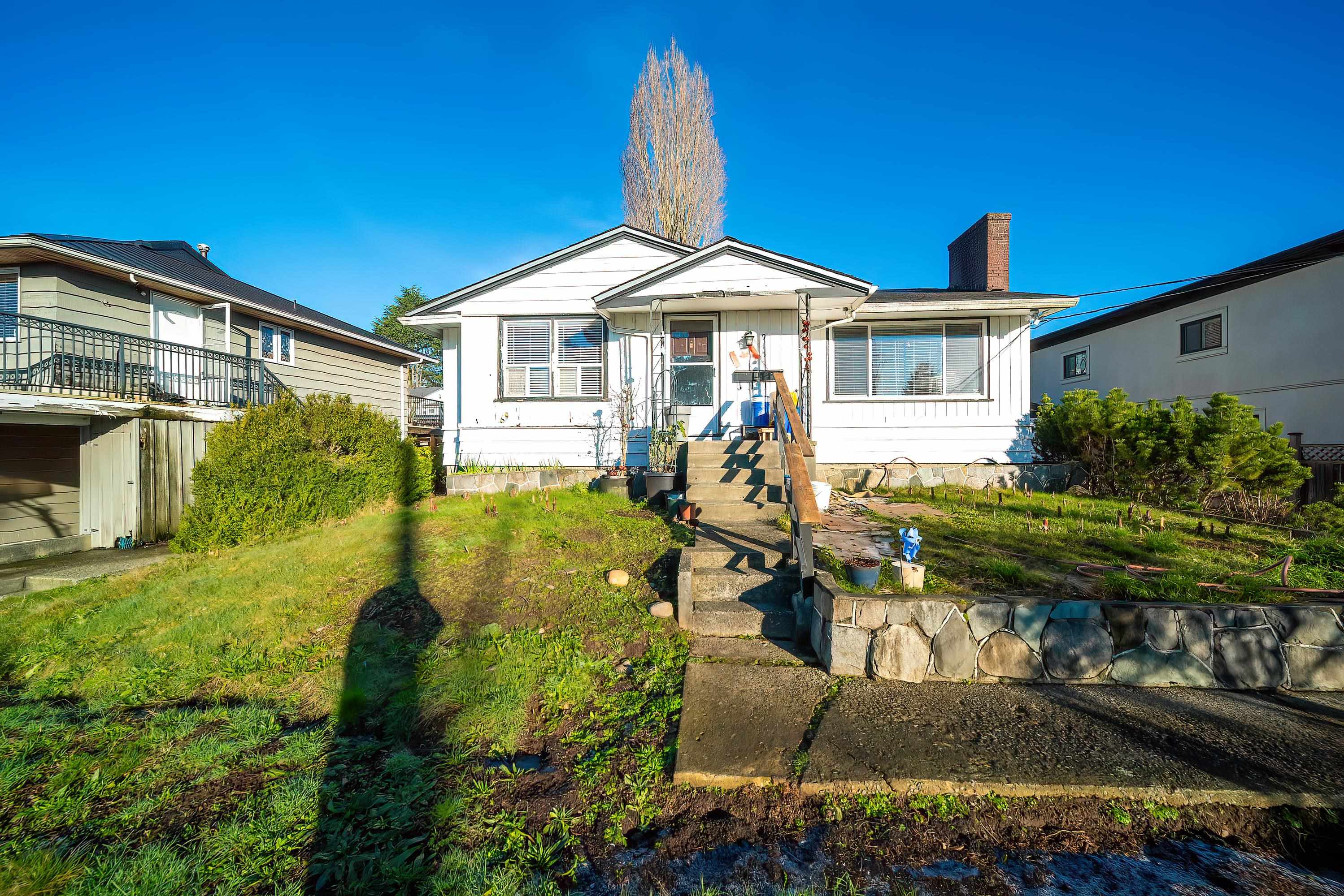 915 WALLS AVENUE, Coquitlam BC V3K 2T2, R3093309, BC,