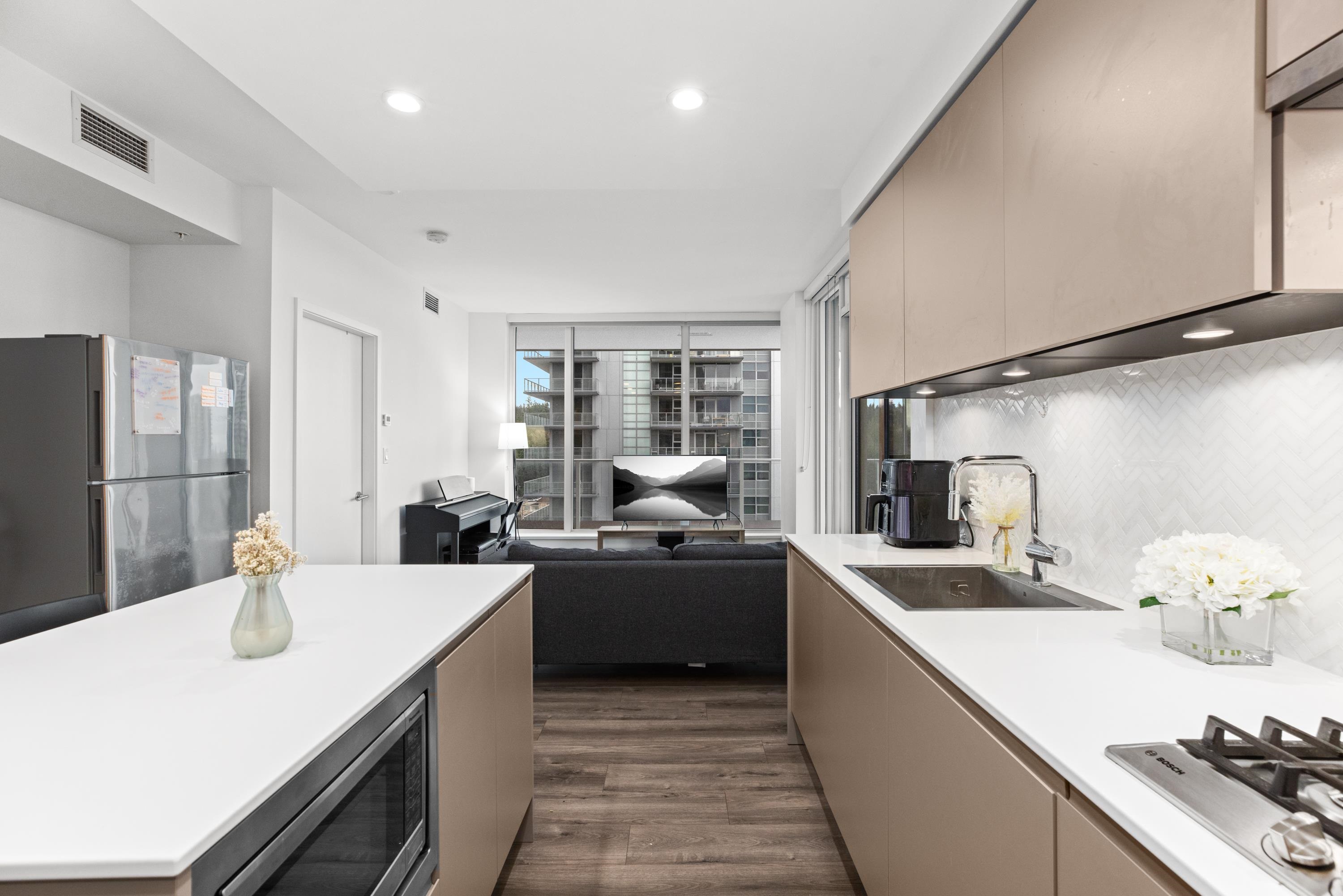 MLS® listing #R3093631 for sale located at 905 3833 EVERGREEN PLACE