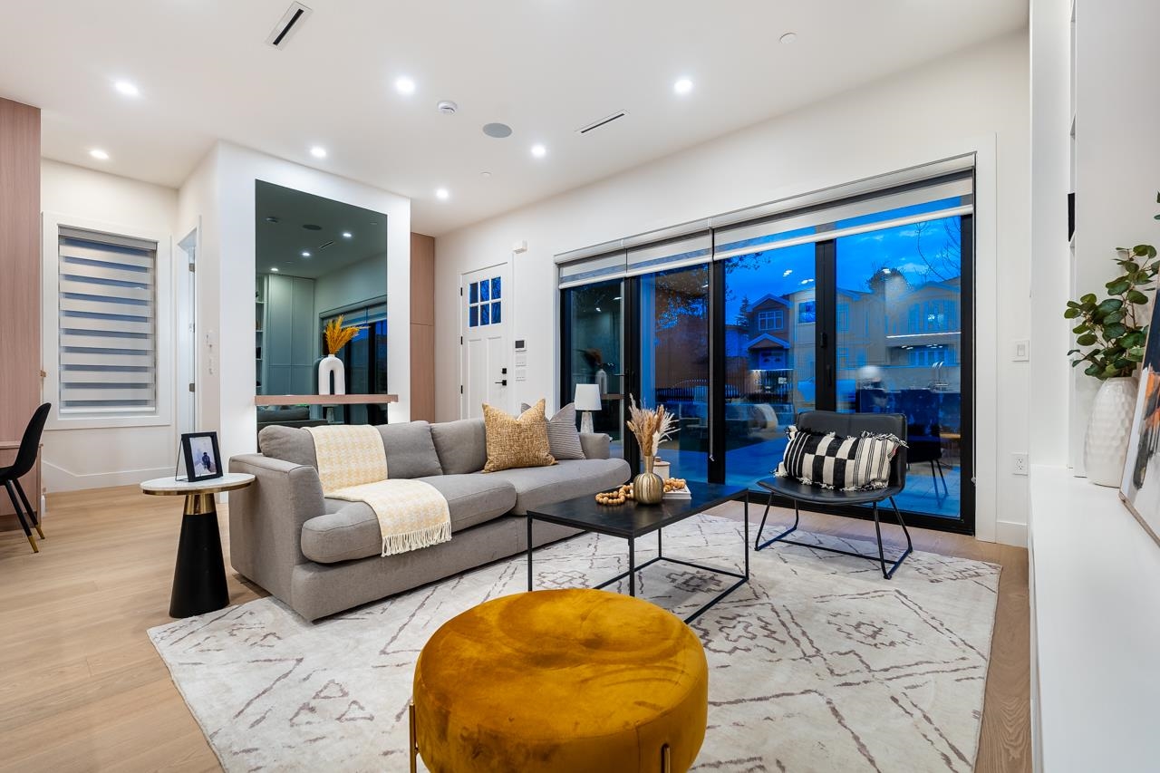 1 5355 INVERNESS STREET, R3093637, BC,