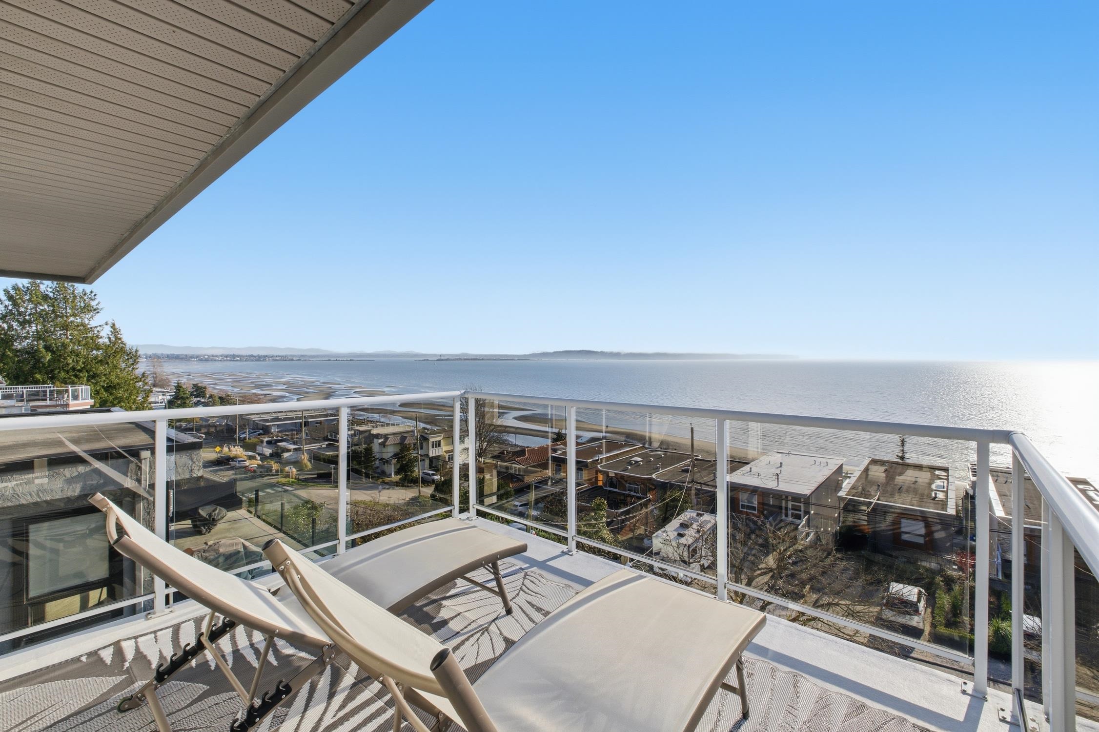 15373 VICTORIA AVENUE, White Rock BC V4B 1H1, R3093799, BC,