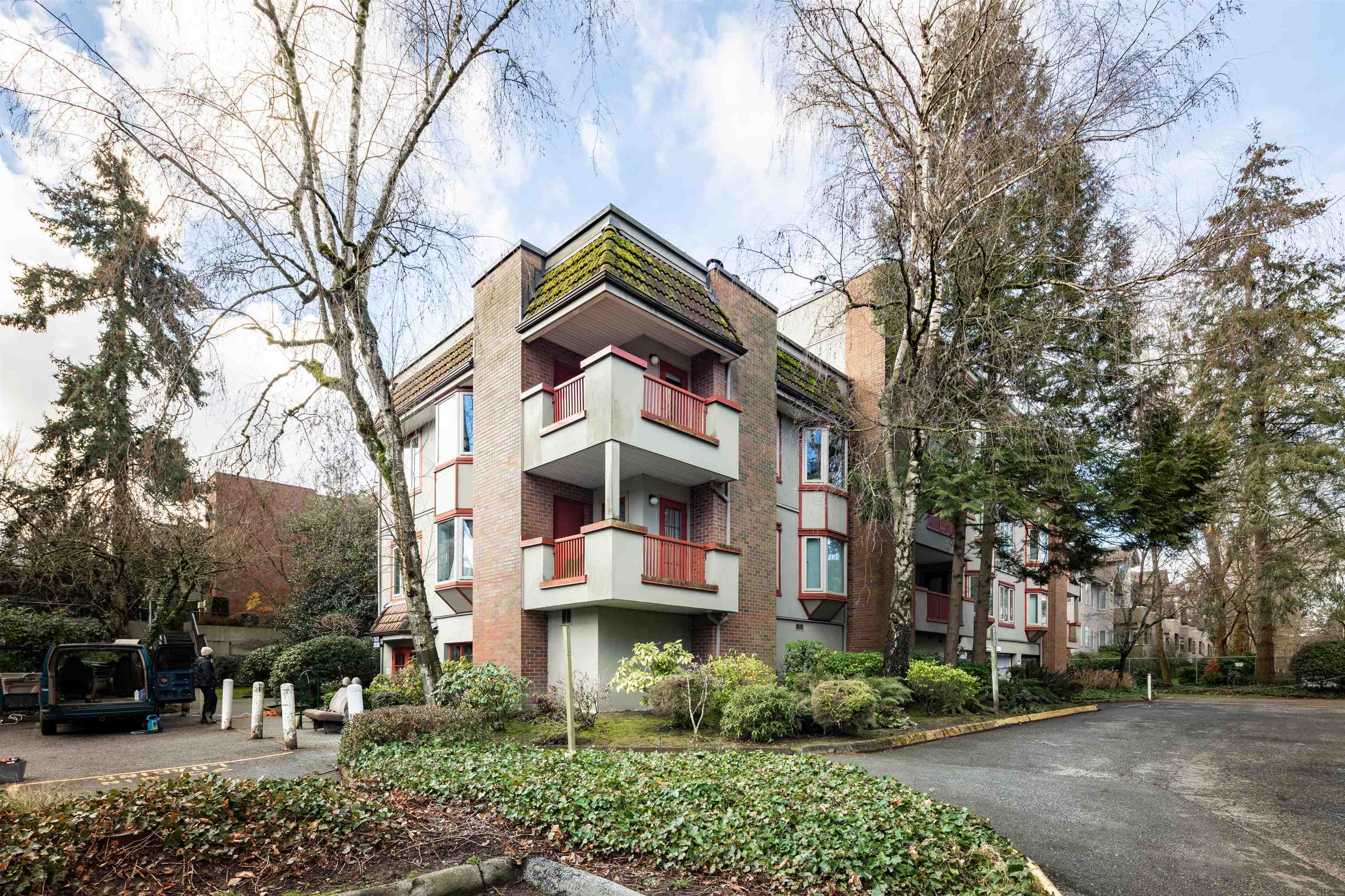 136 7651 MINORU BOULEVARD, R3093878, BC,