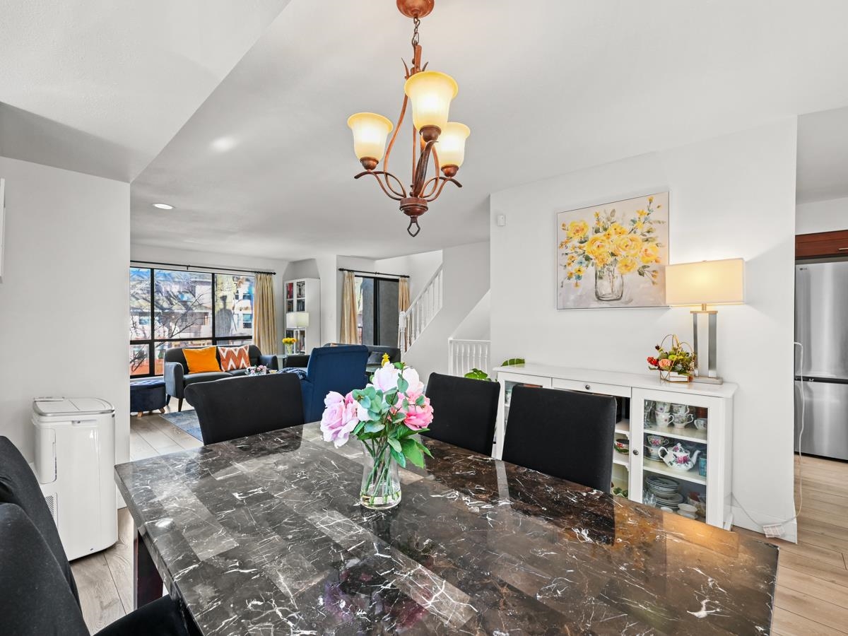 6 7311 MOFFATT ROAD, R3093980, BC,