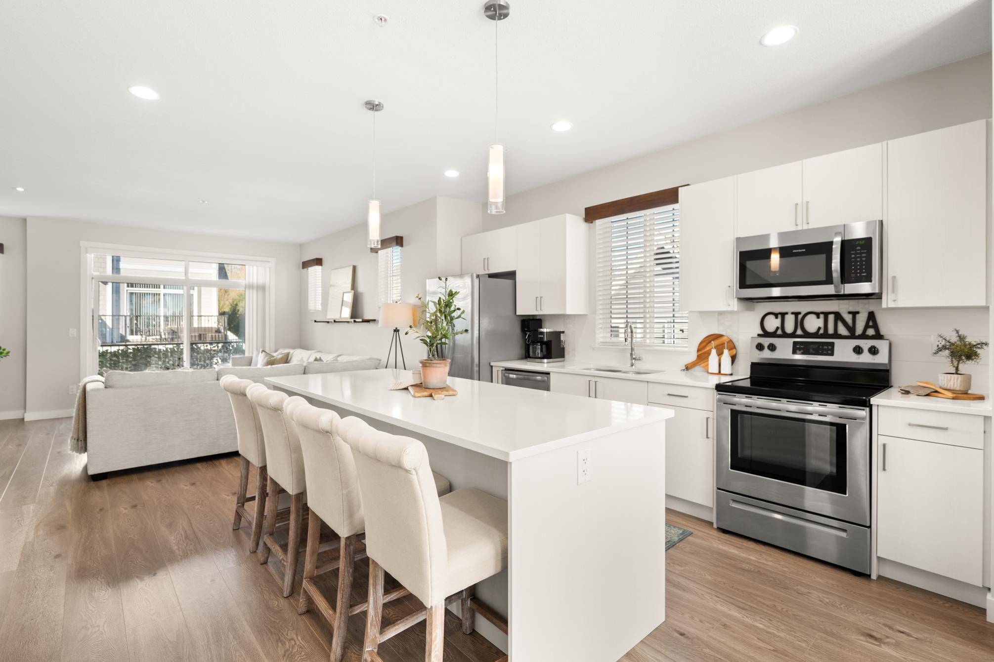 12 7169 208A STREET, R3093991, BC,