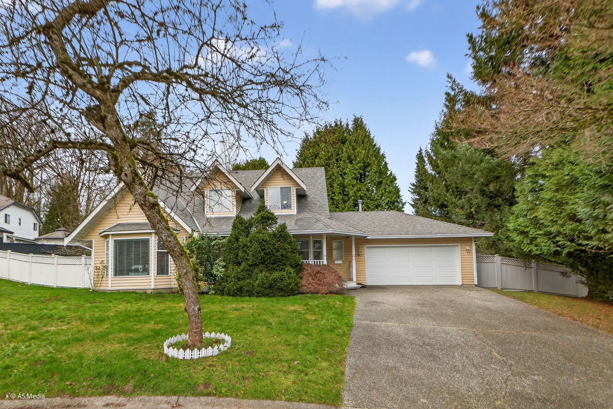 13747 63A AVENUE, Surrey BC V3X 1E6, R3094265, BC,