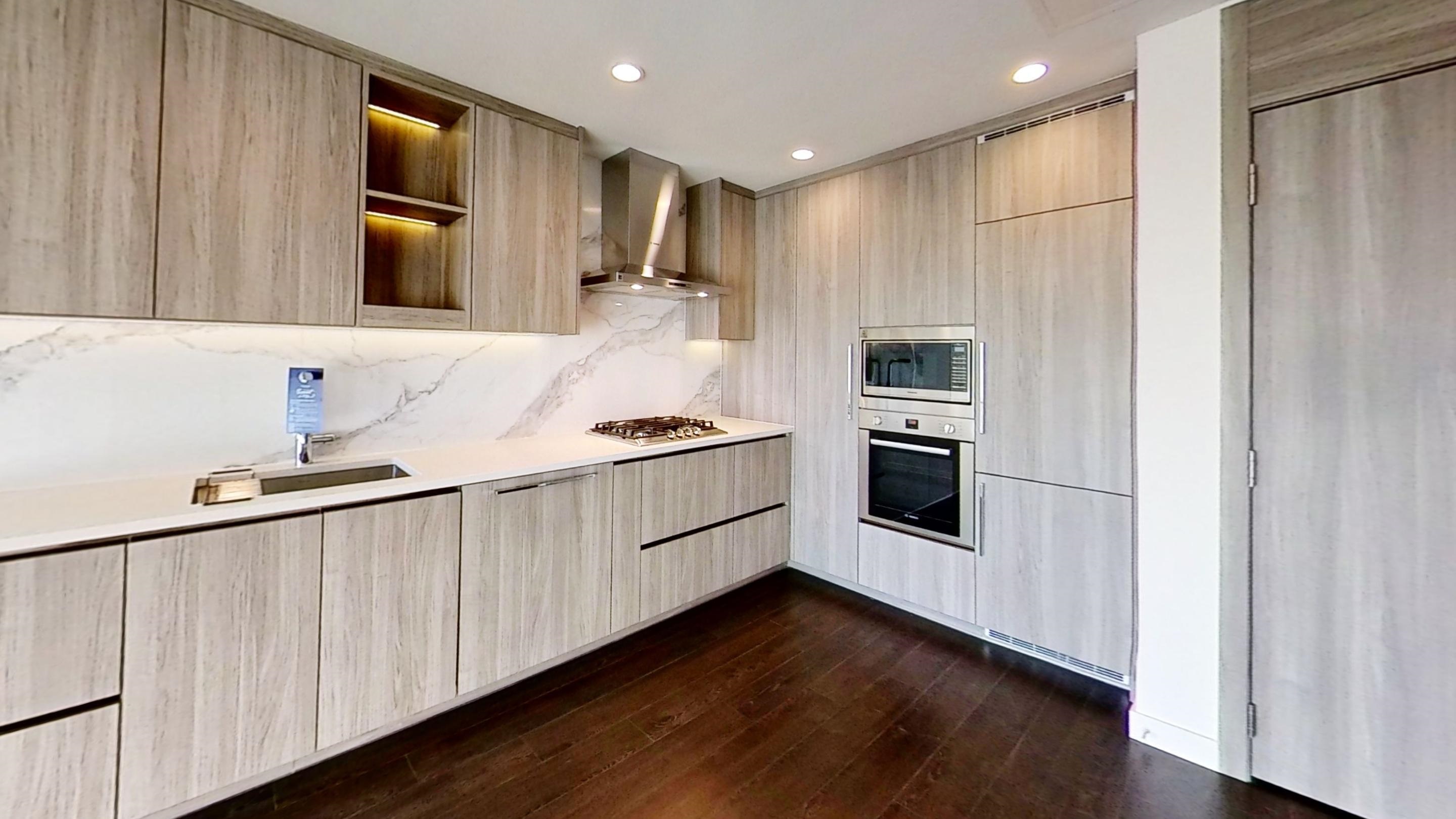 1810 4880 LOUGHEED HIGHWAY HIGHWAY, R3094298, BC,