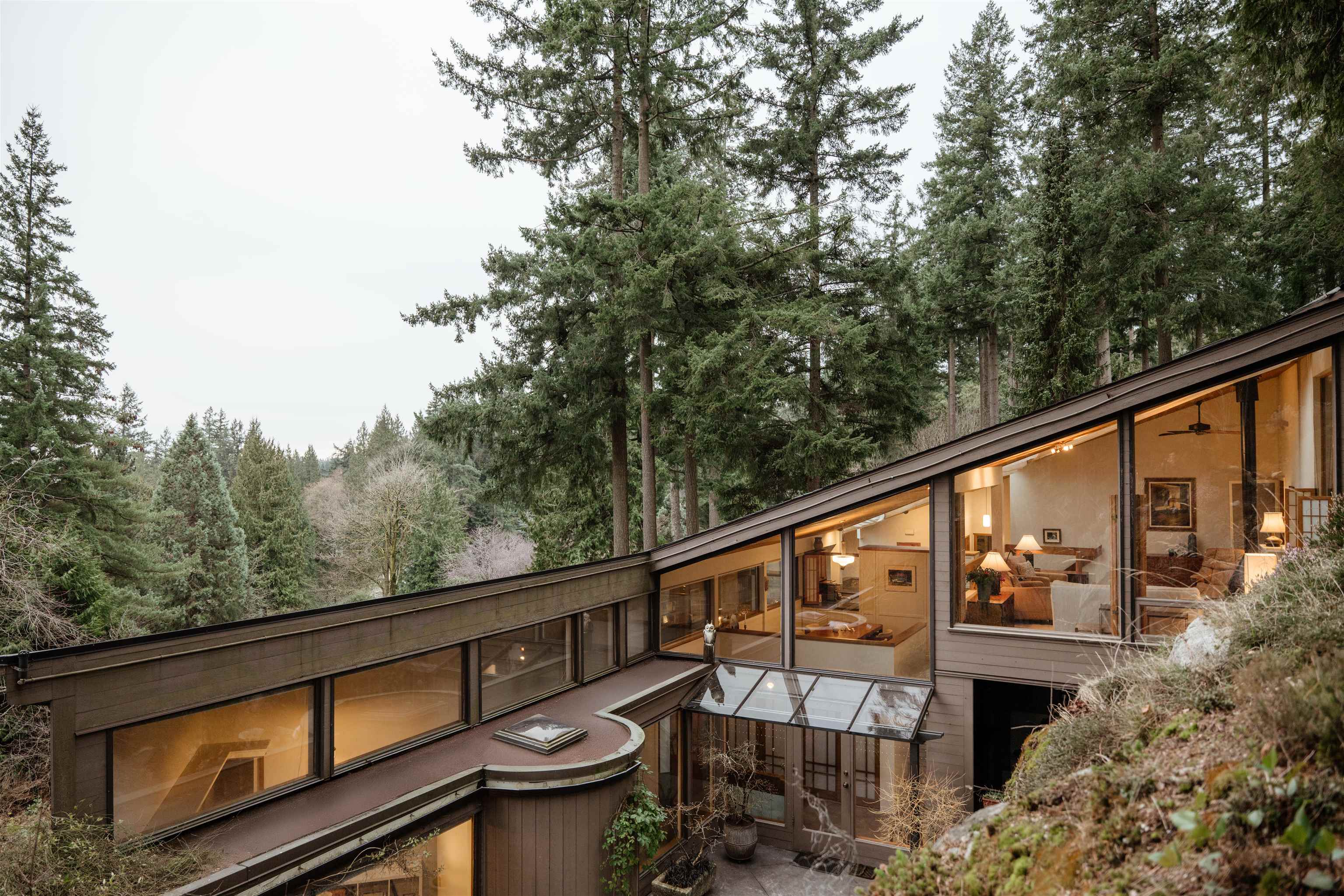 4639 CAULFEILD DRIVE, West Vancouver BC V7W 1E9, R3094305, BC,