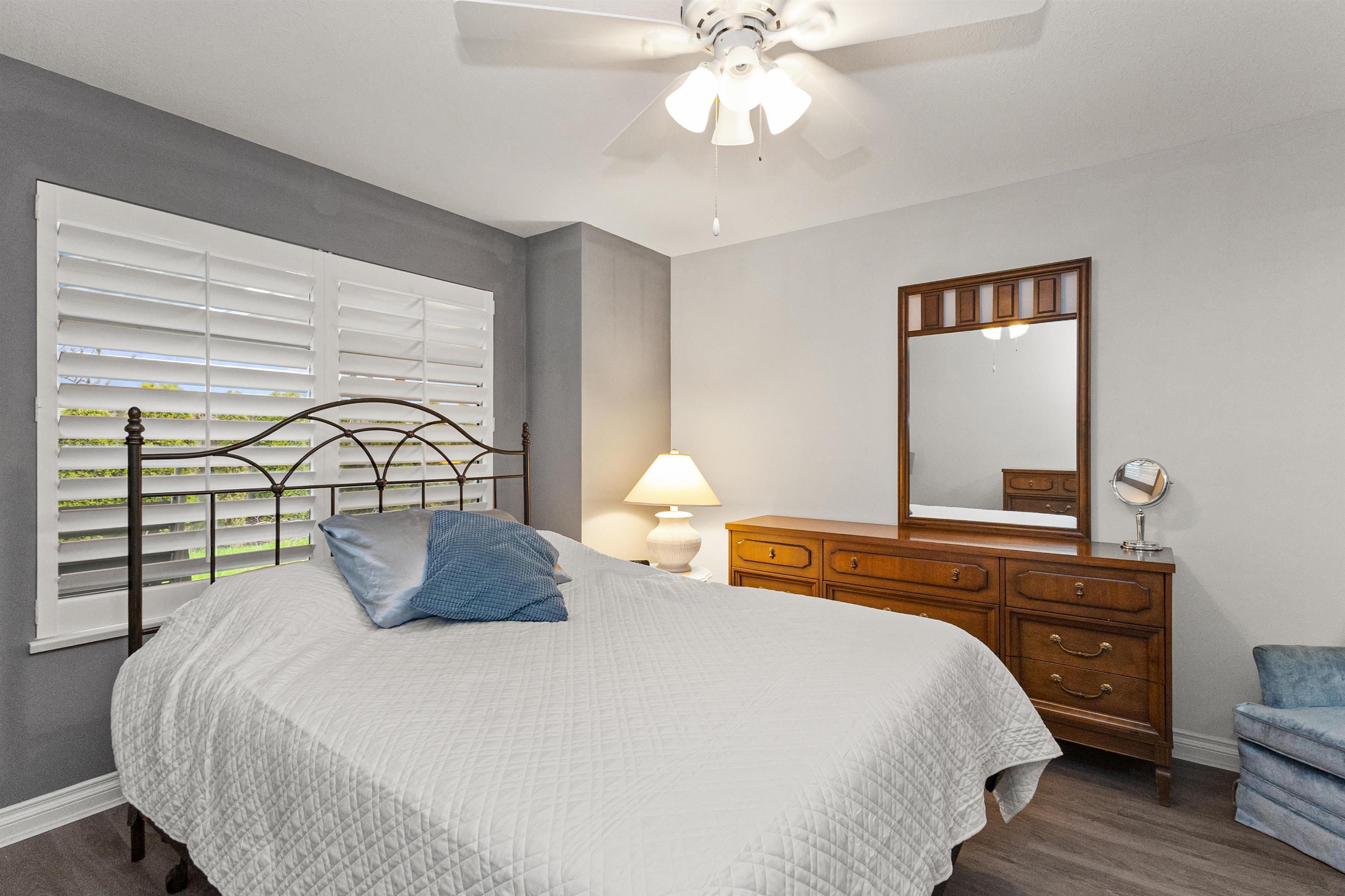 49 19649 53RD AVENUE, R3094475, BC,