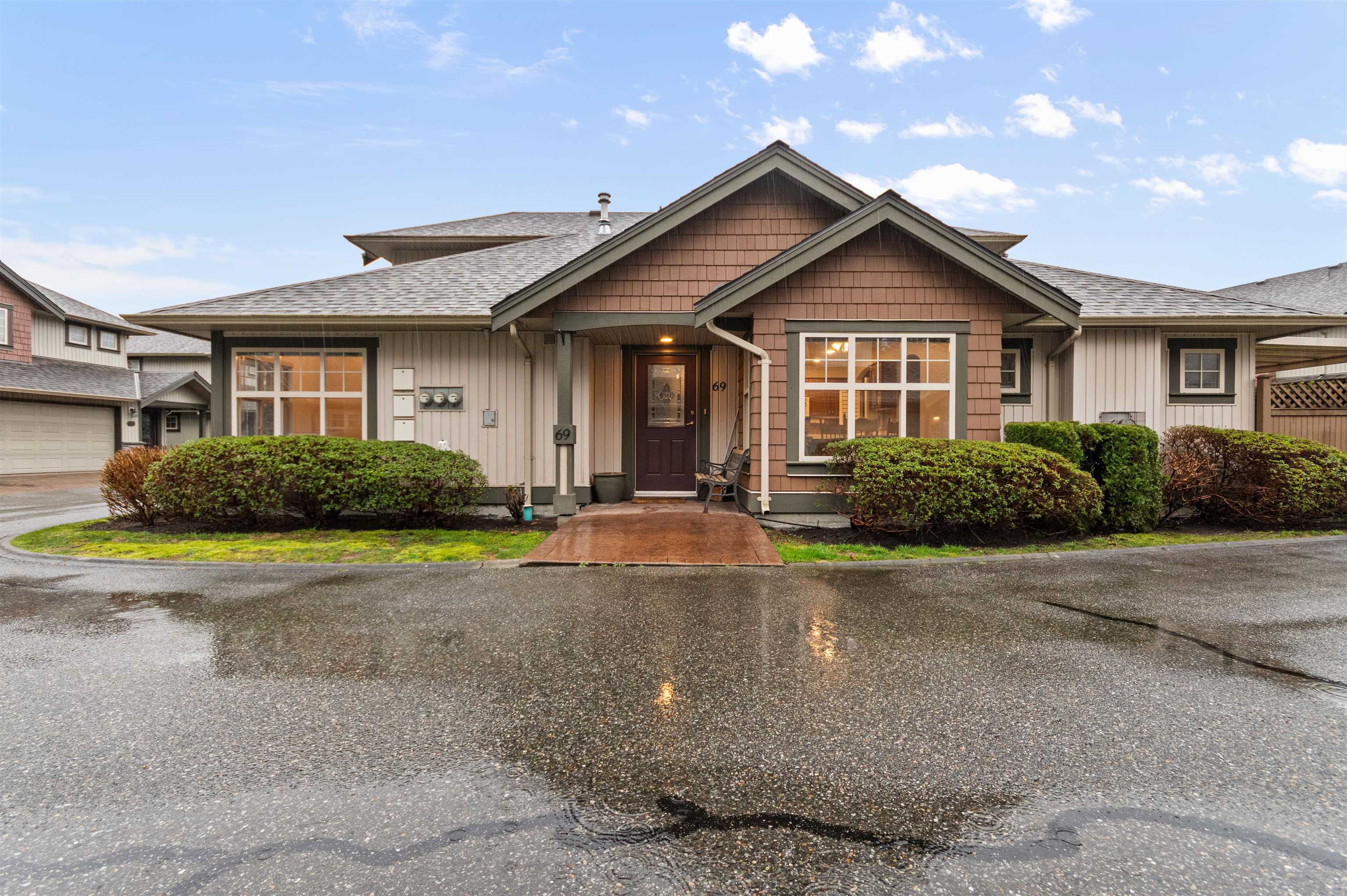 69 6887 SHEFFIELD WAY, R3094543, BC,