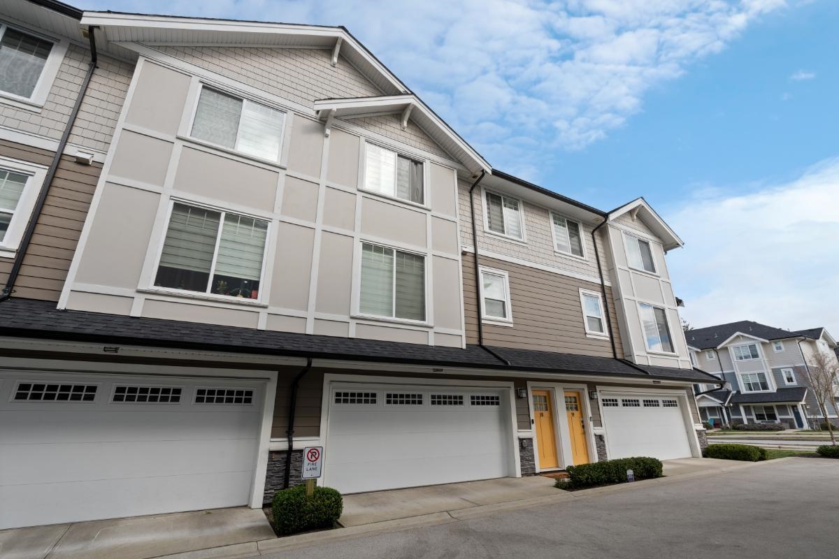 18 7410 194 STREET, R3094662, BC,