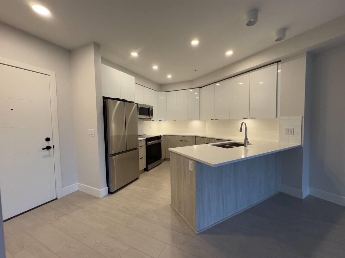 519 11655 FRASER ST, R3094808, BC,