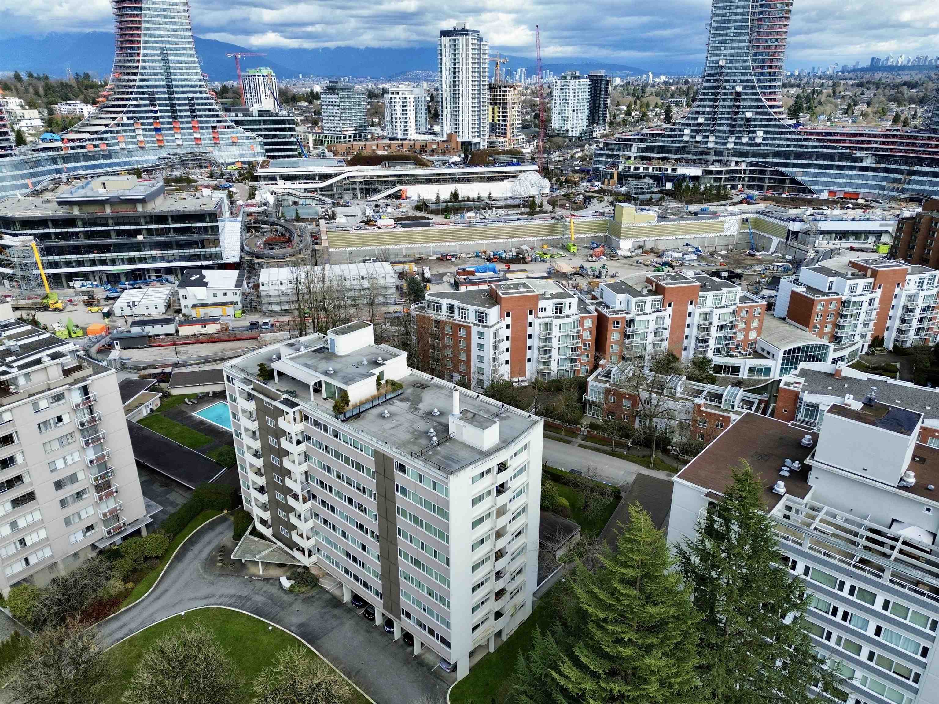 204 6026 TISDALL STREET, R3095009, BC,