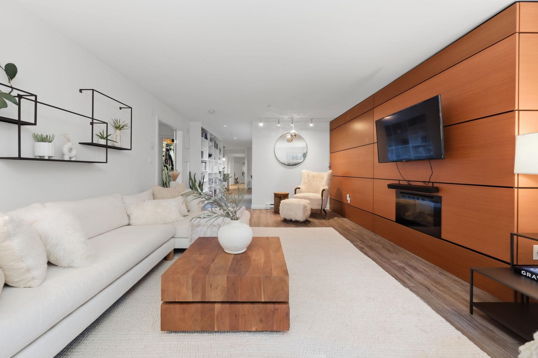 105 2832 CAPILANO ROAD, R3095032, BC,