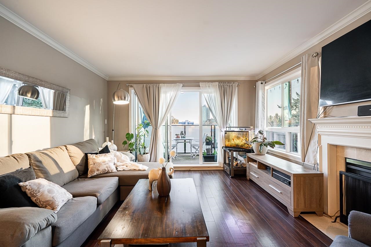 313 1830 SOUTHMERE CRESCENT, R3095099, BC,