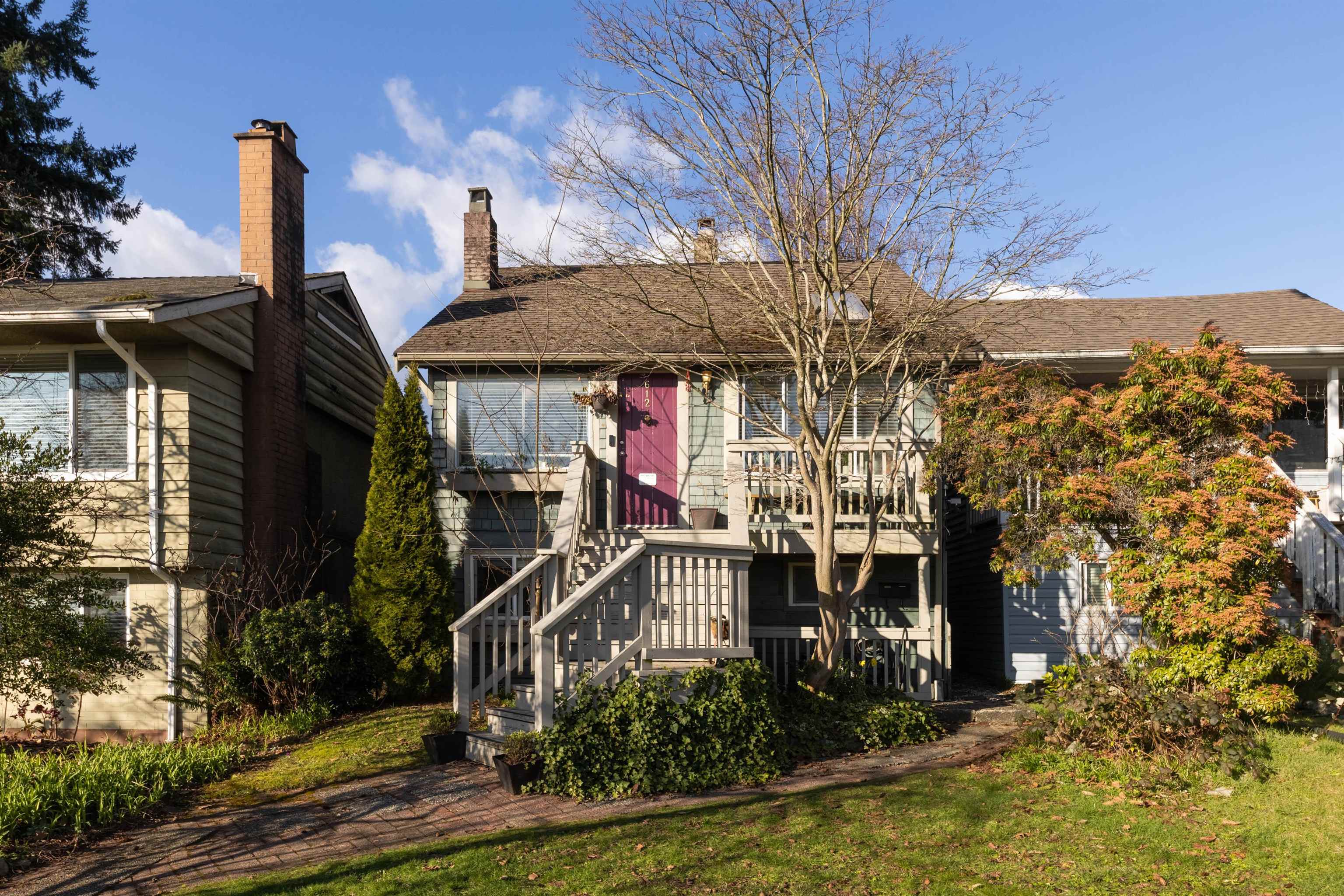 612 E 4TH STREET, North Vancouver BC V7L 1J8, R3095207, BC,
