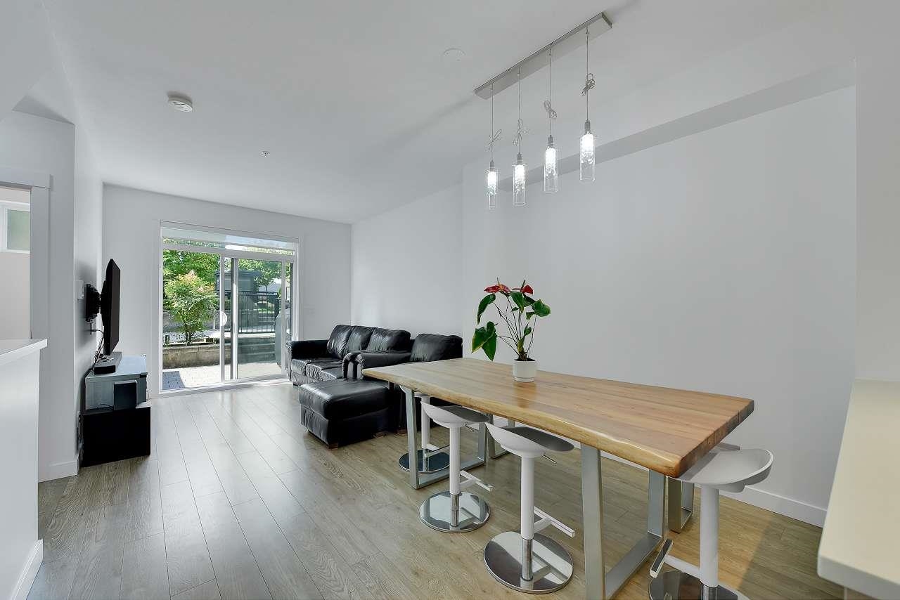 6 7039 MACPHERSON AVENUE, R3095298, BC,