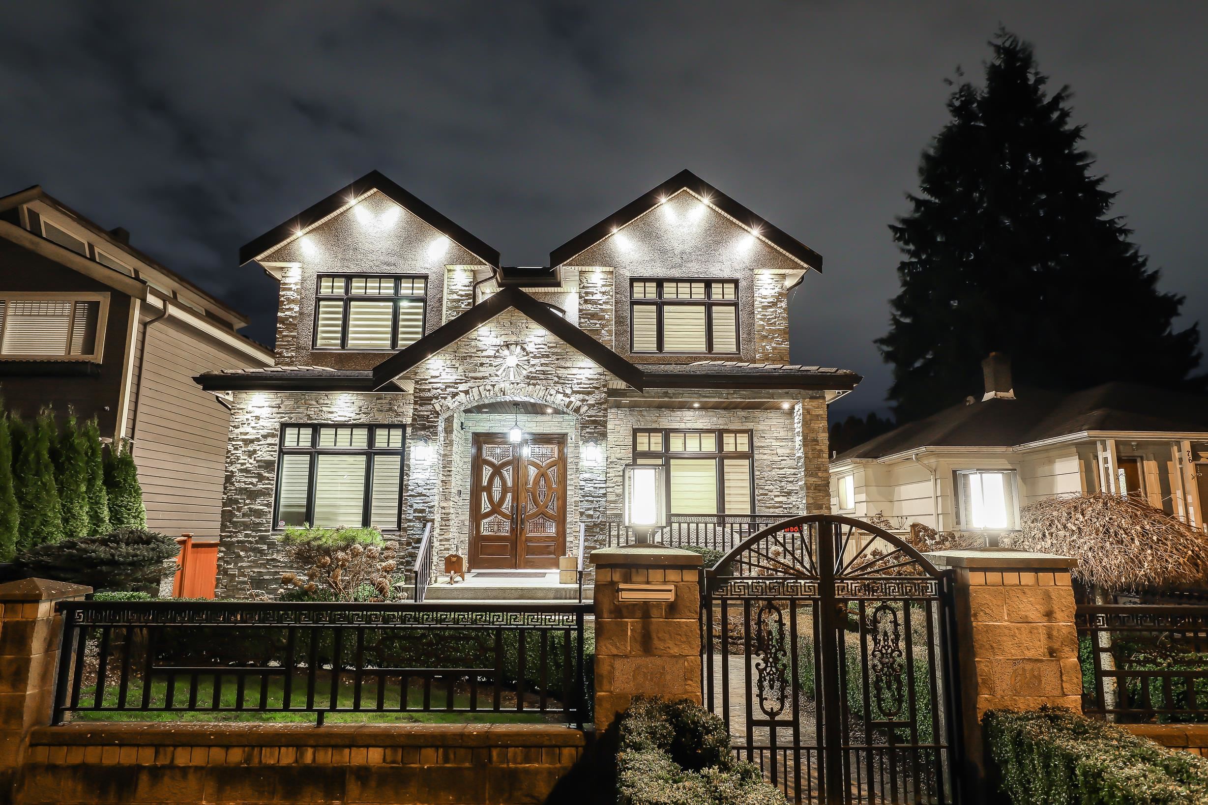66 W 44TH AVENUE, Vancouver BC V5Y 2V1, R3095349, BC,