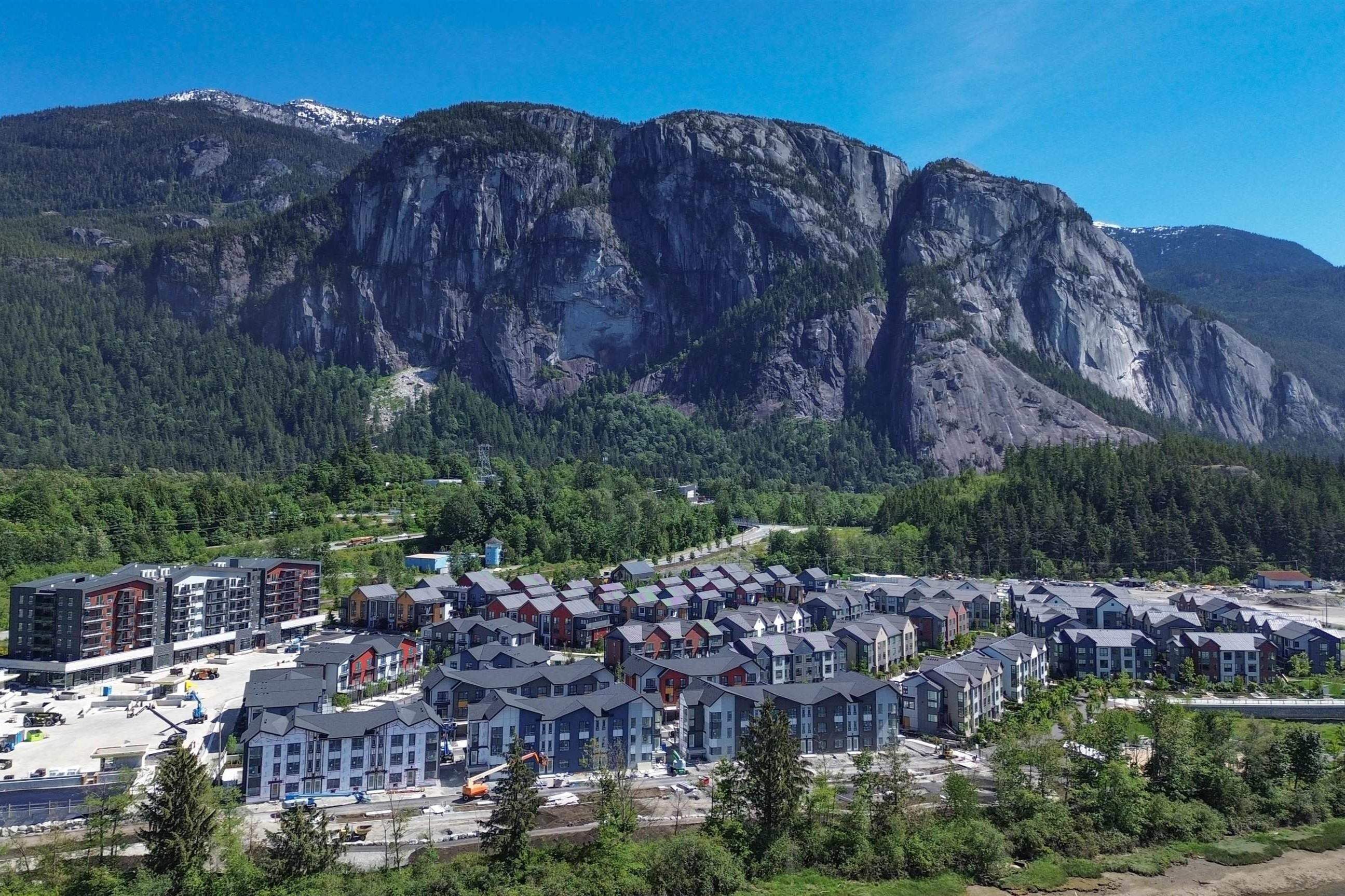1357 PEAKSIDE PLACE, Squamish BC V8B 1A8, R3095680, BC,
