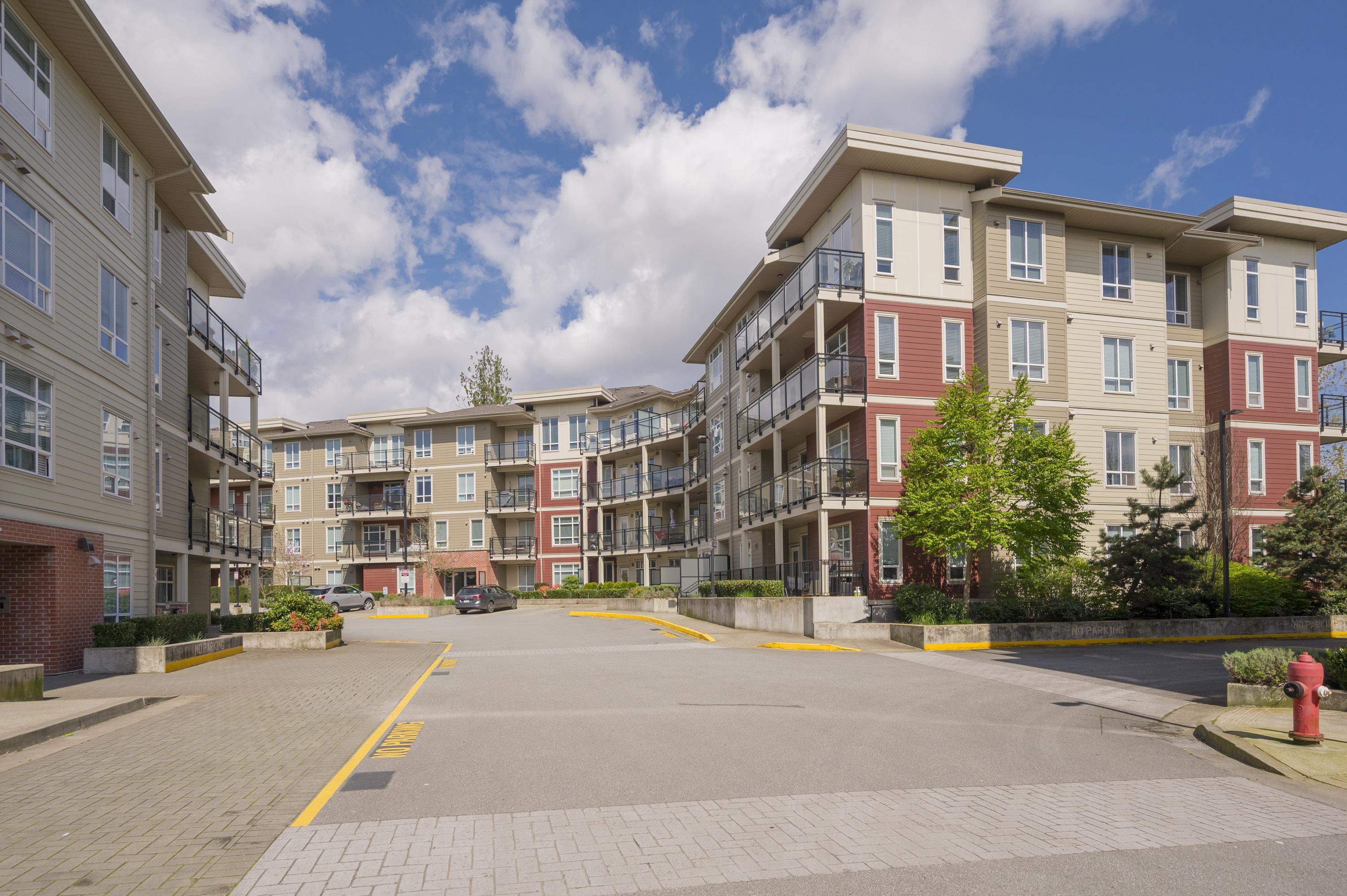 D405 20211 66 AVENUE, R3095905, BC,