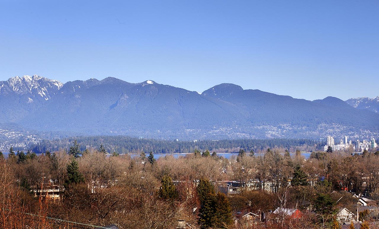 3657 W 14TH AVENUE, Vancouver BC V6R 2W6, R3095937, BC,