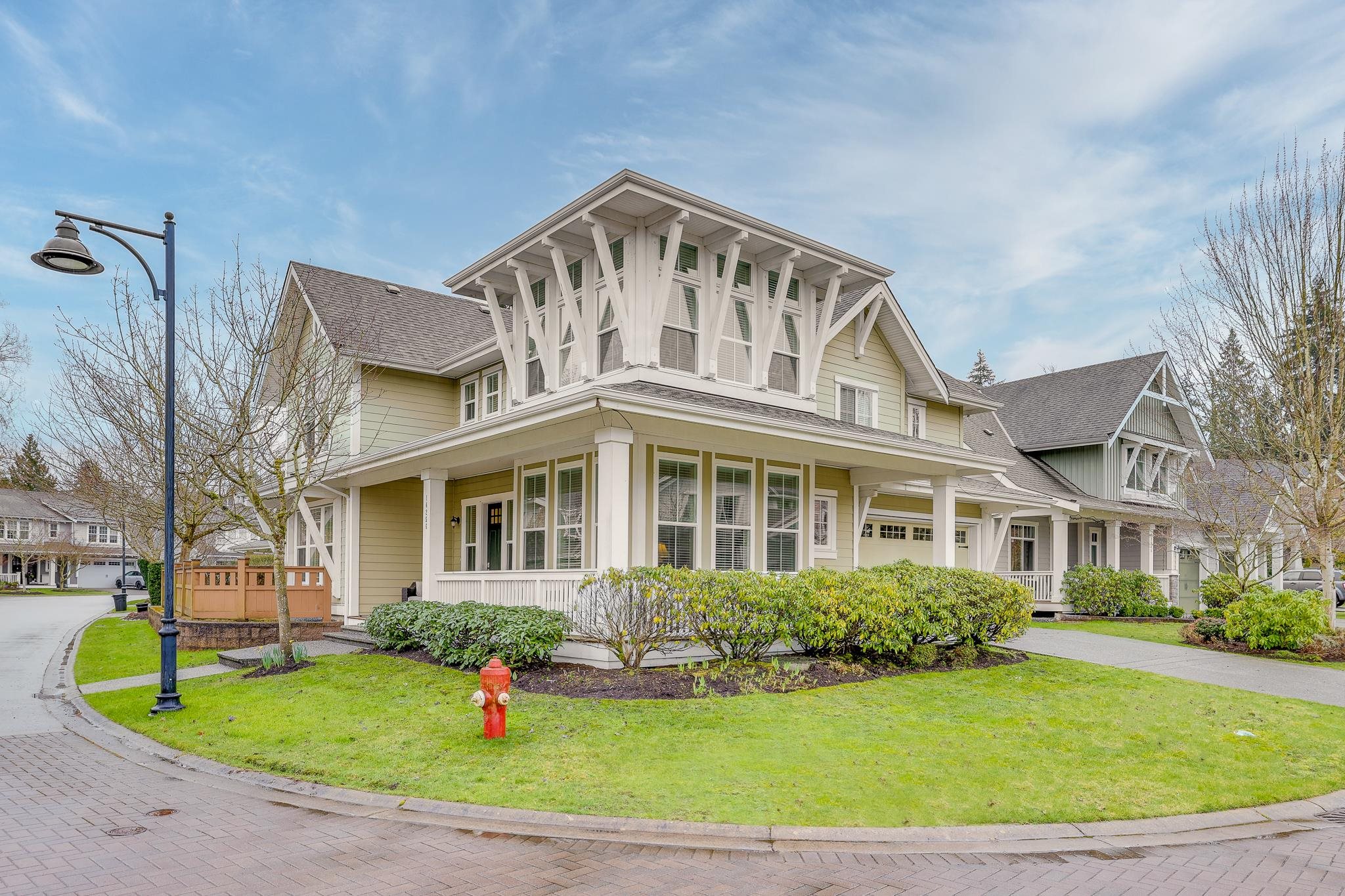 MLS® listing #R3095946 for sale located at 14256 37TH AVENUE, Surrey BC V4P 0C2