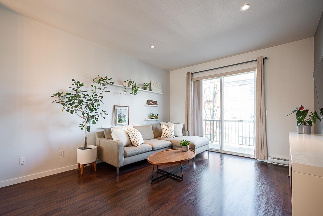 6 7348 192A STREET, R3095981, BC,