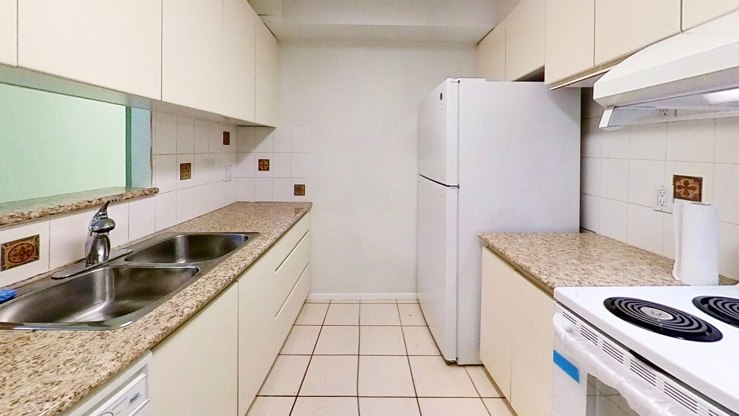 204 2668 ASH STREET, R3096058, BC,