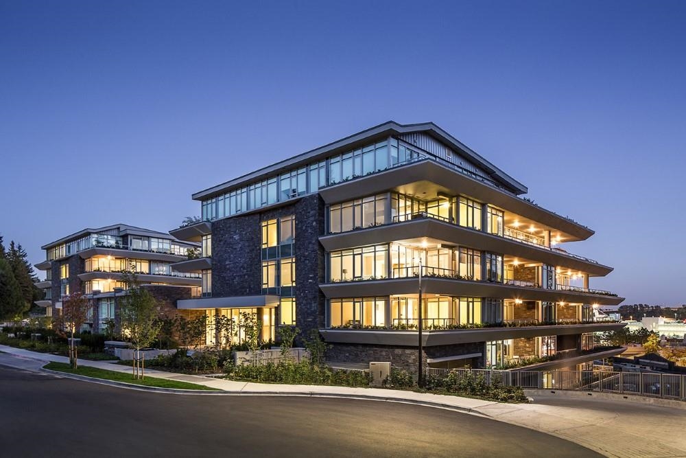 100 888 ARTHUR ERICKSON PLACE, R3096111, BC,