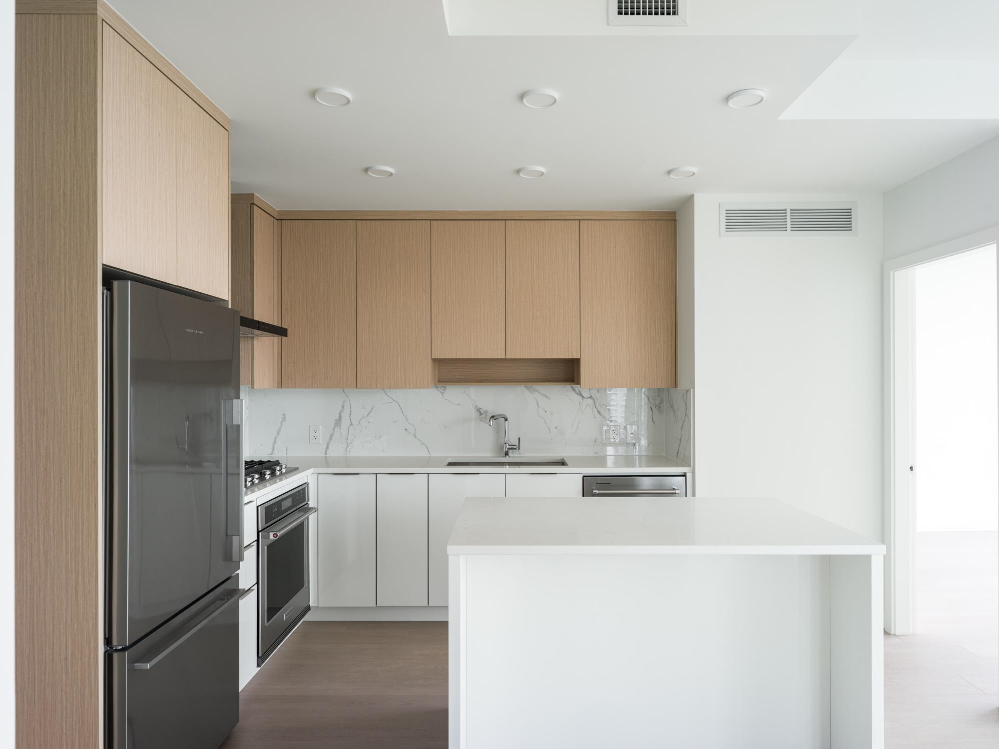 2301 699 WHITING WAY, R3096180, BC,