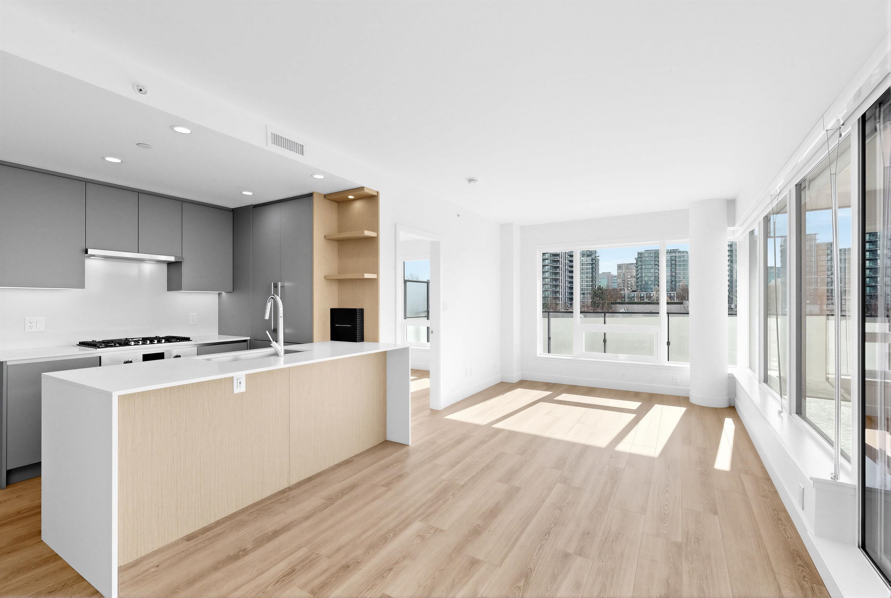 407 7977 LANSDOWNE ROAD, R3096301, BC,