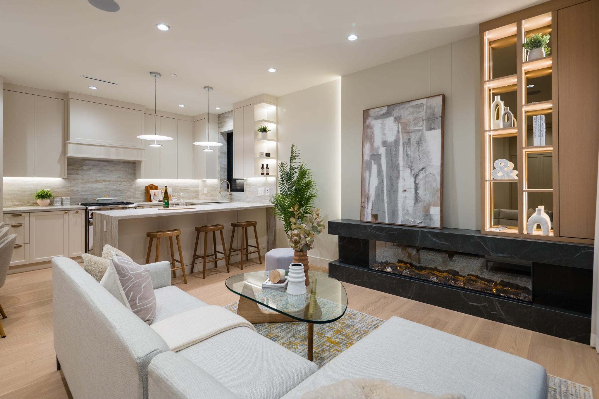 1 3036 13TH AVENUE, R3096362, BC,