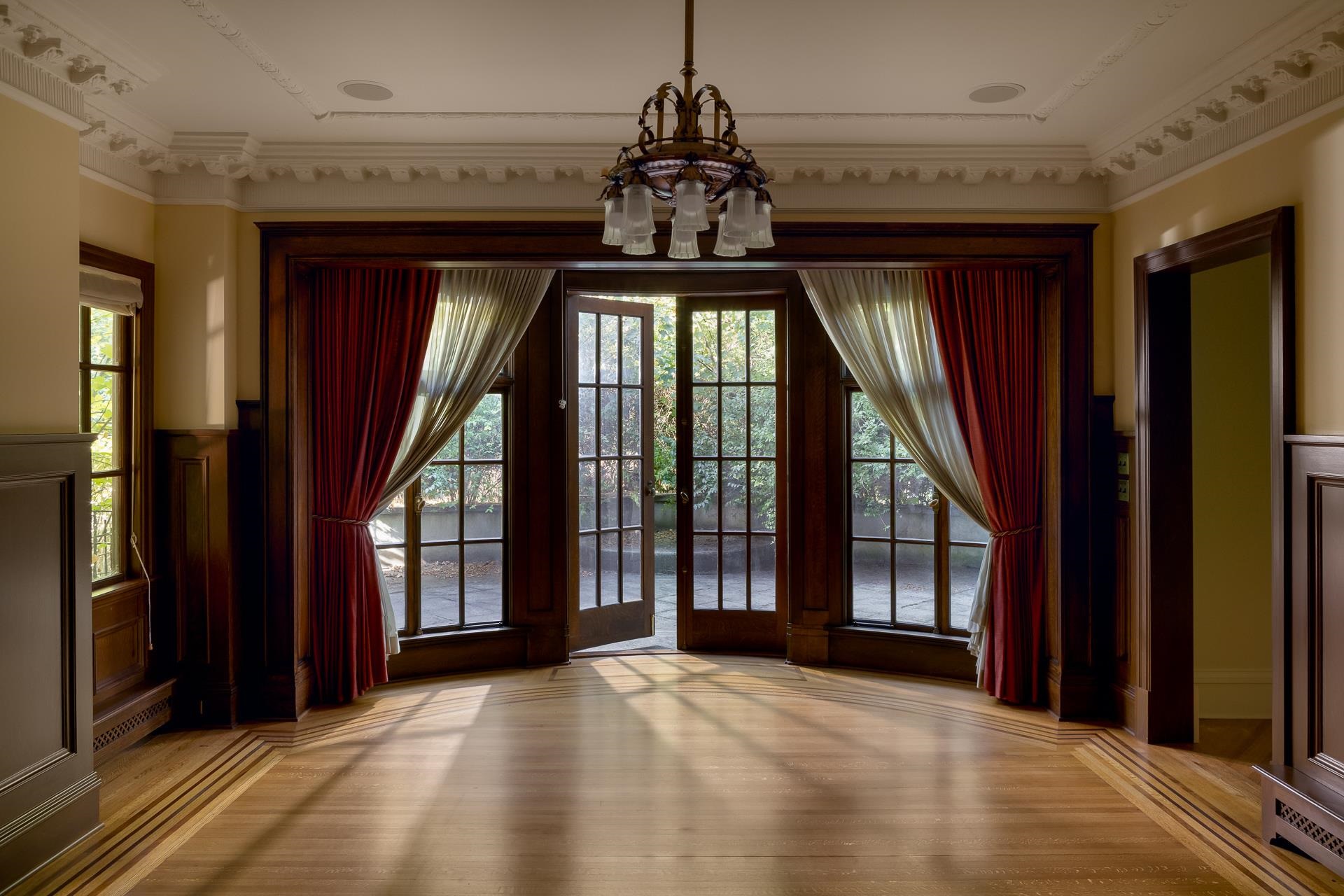 1 3838 CYPRESS STREET, R3096381, BC,