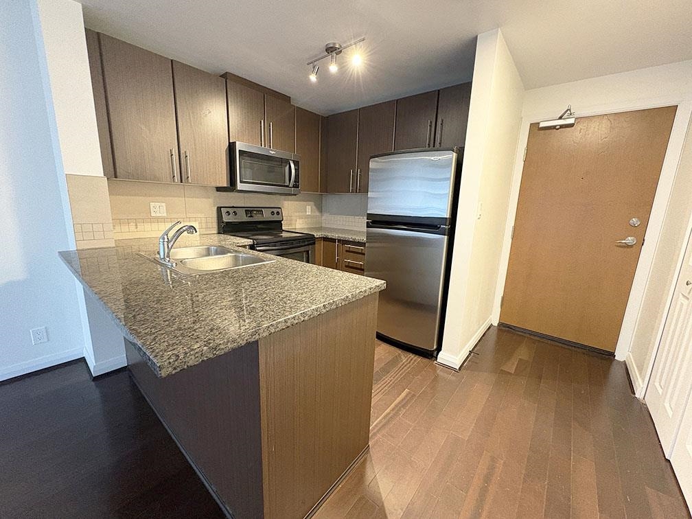 1110 892 CARNARVON STREET, R3096394, BC,