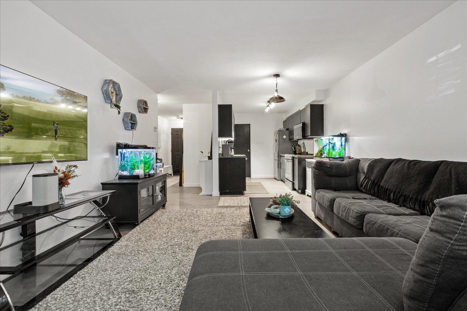 111 7694 EVANS ROAD, R3096587, BC,