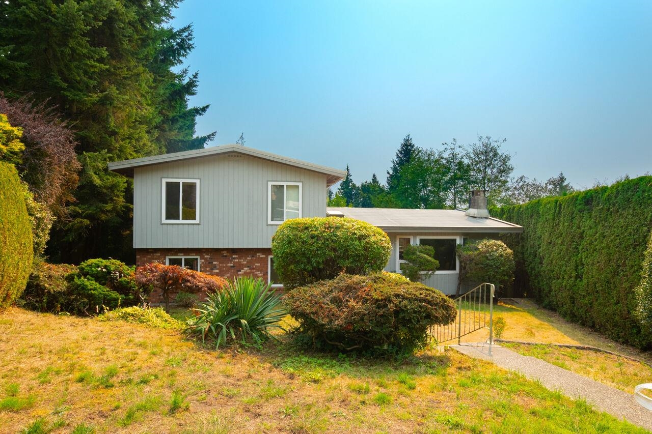 1285 LUCKING PLACE, North Vancouver BC V7J 3L5, R3096830, BC,
