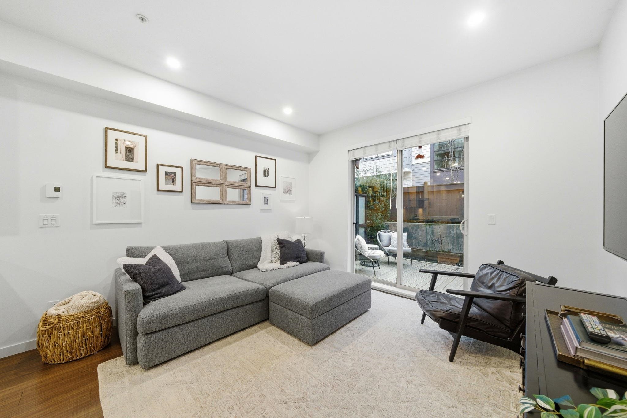 54 433 SEYMOUR RIVER PLACE, R3096880, BC,