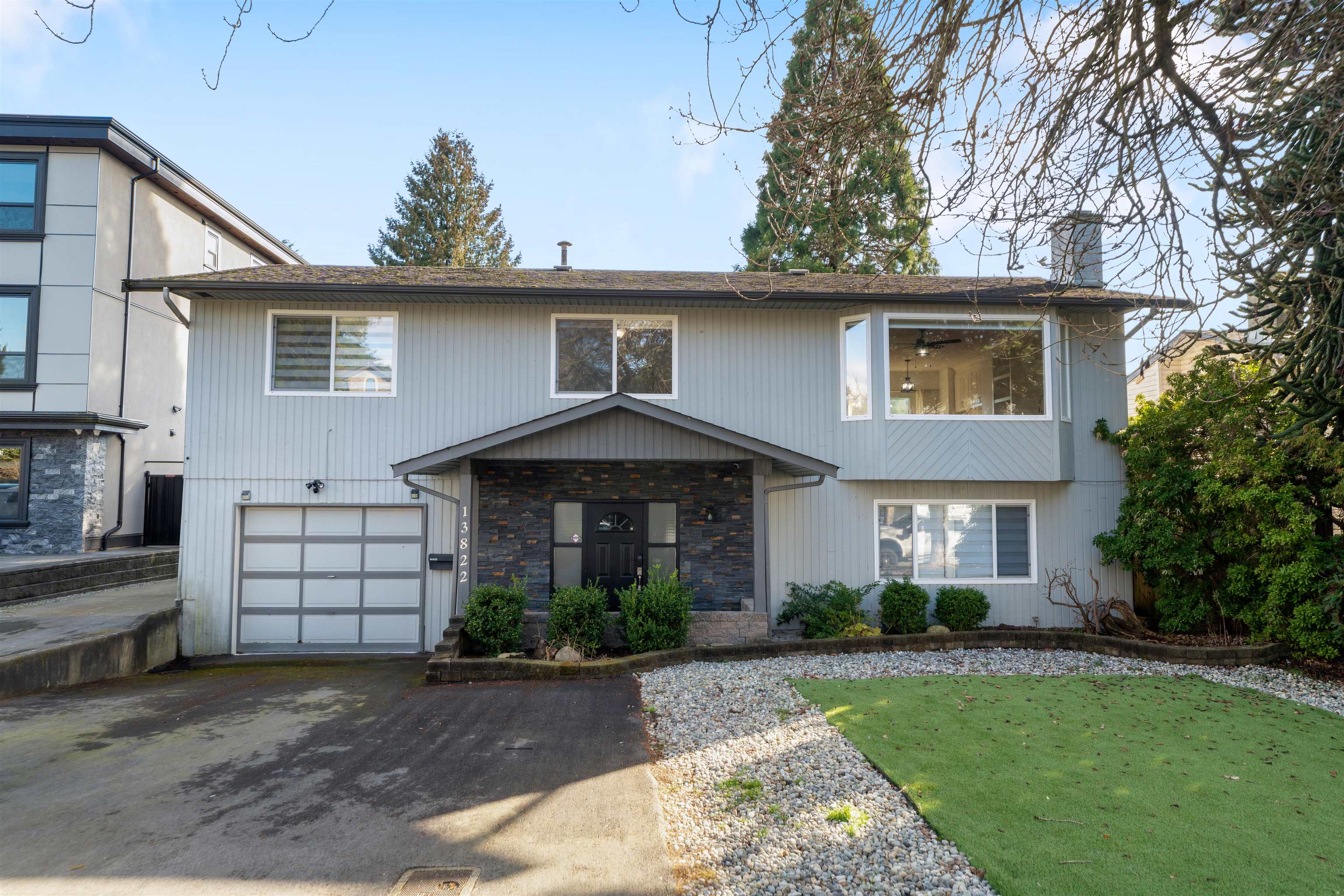 13822 92A AVENUE, Surrey BC V3V 6Y6, R3097006, BC,