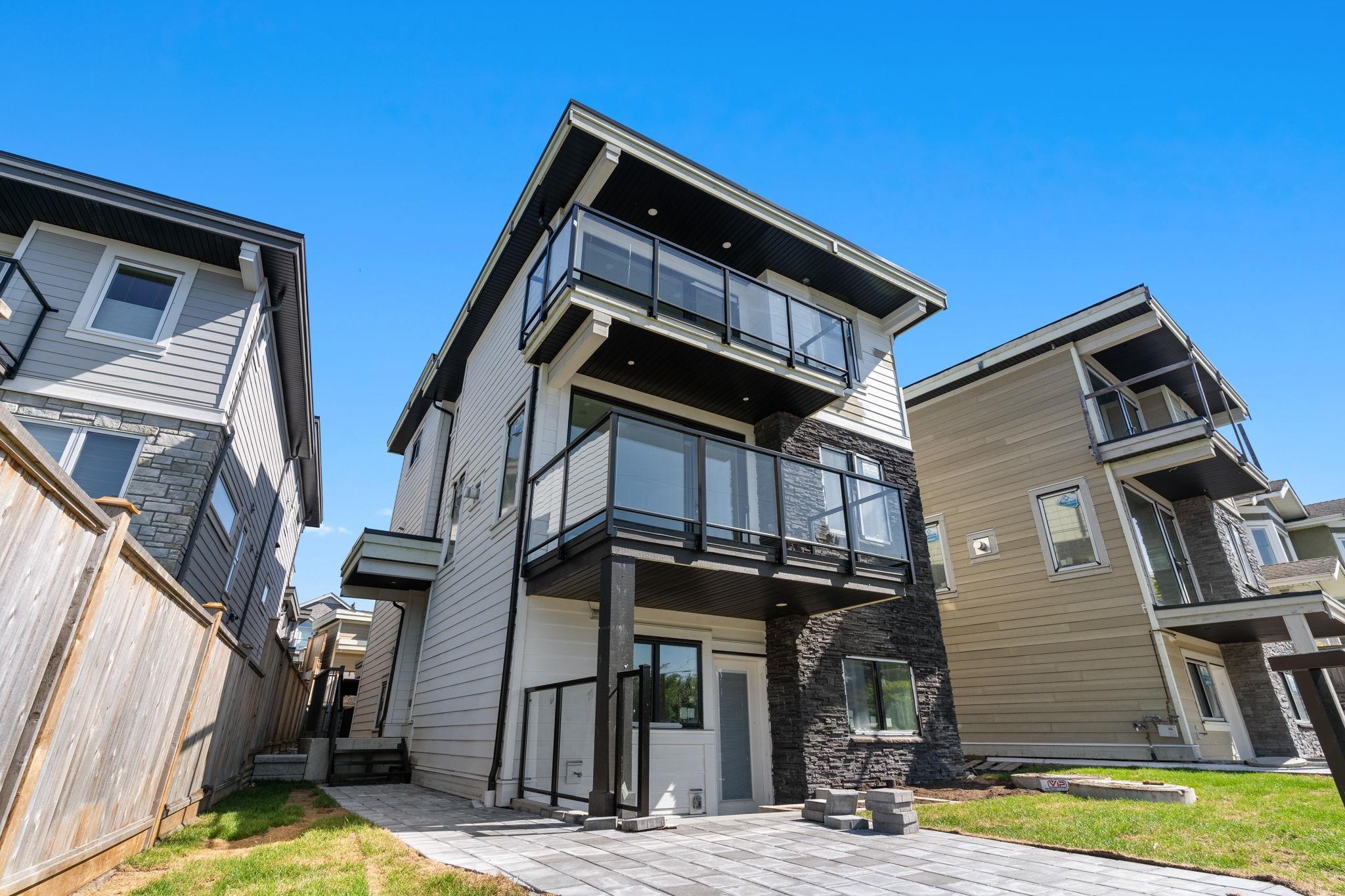 340 E KEITH ROAD, North Vancouver BC V7L 1V7, R3097053, BC,