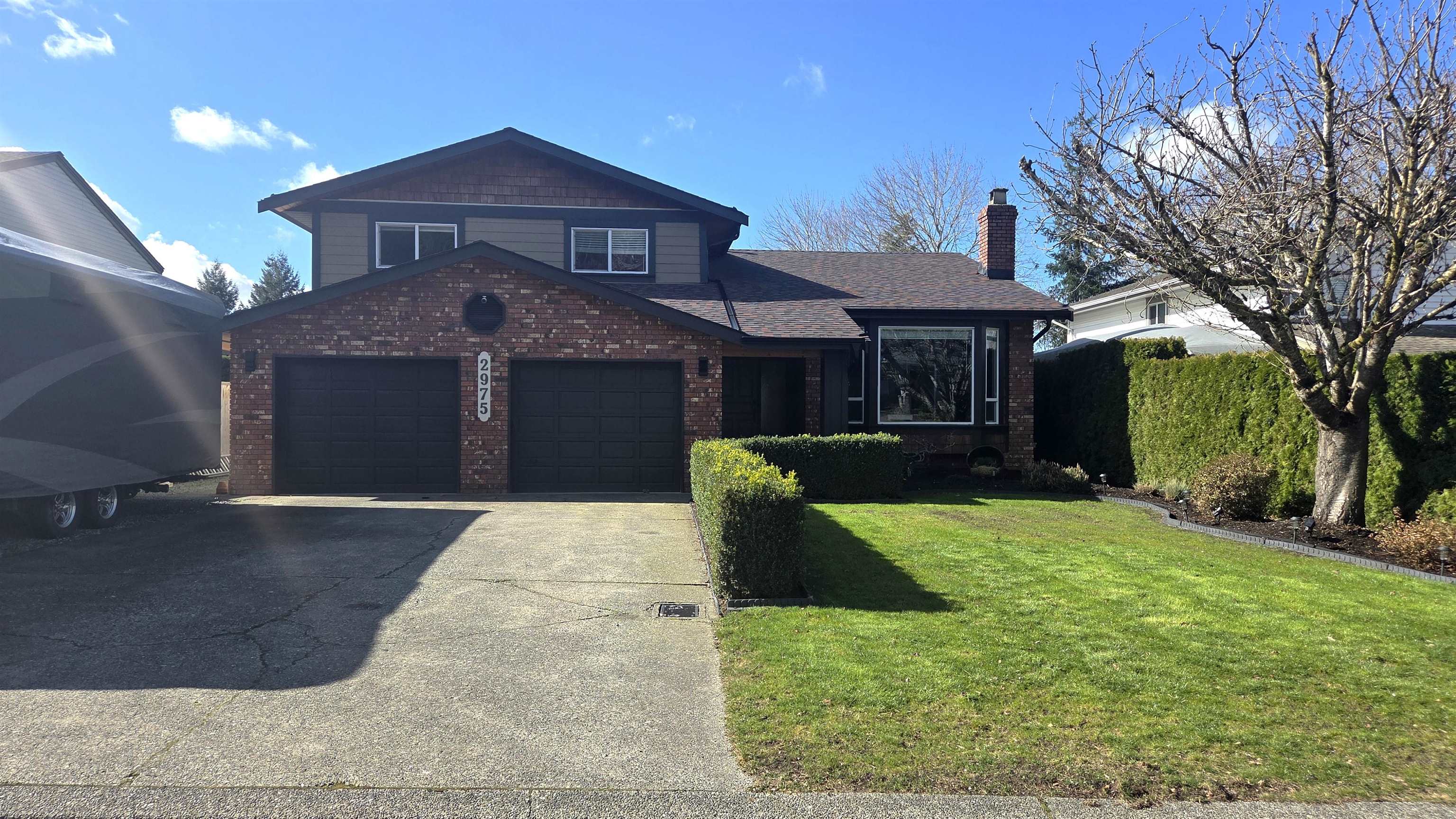 2975 GLENSHIEL DRIVE, Abbotsford BC V3G 1G8, R3097273, BC,