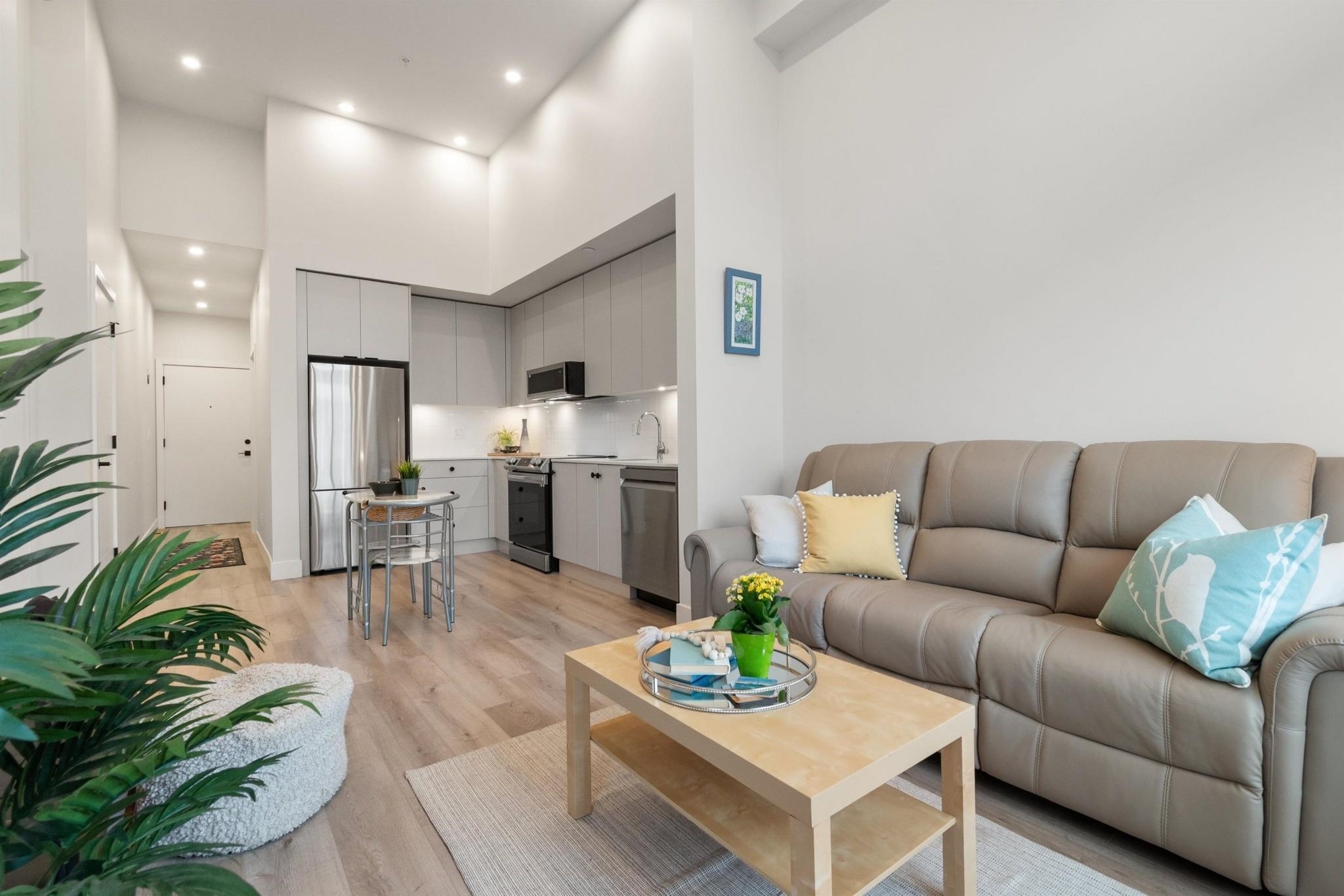 612 45505 CAMPUS DRIVE, R3097511, BC,