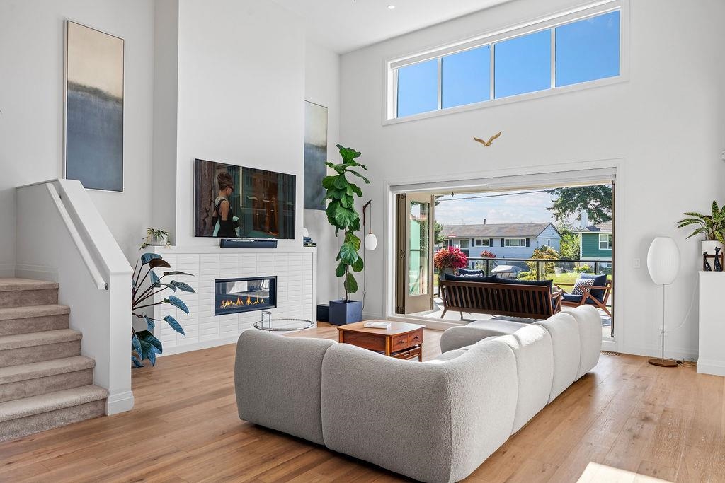 15541 OXENHAM AVENUE, White Rock BC V4B 2J2, R3097517, BC,