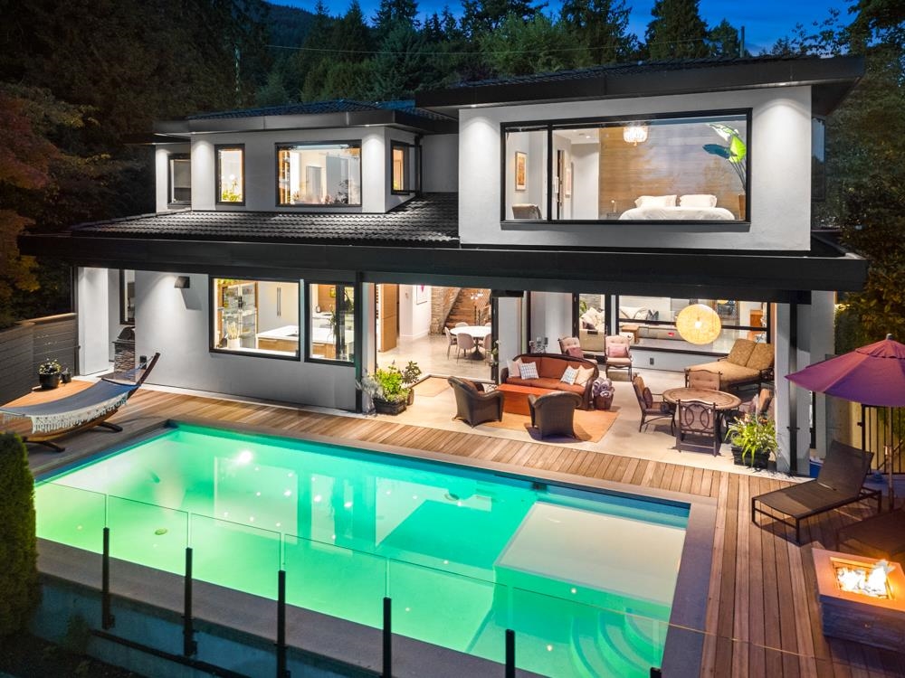 2650 ROSEBERY AVENUE, West Vancouver BC V7V 3A2, R3097540, BC,