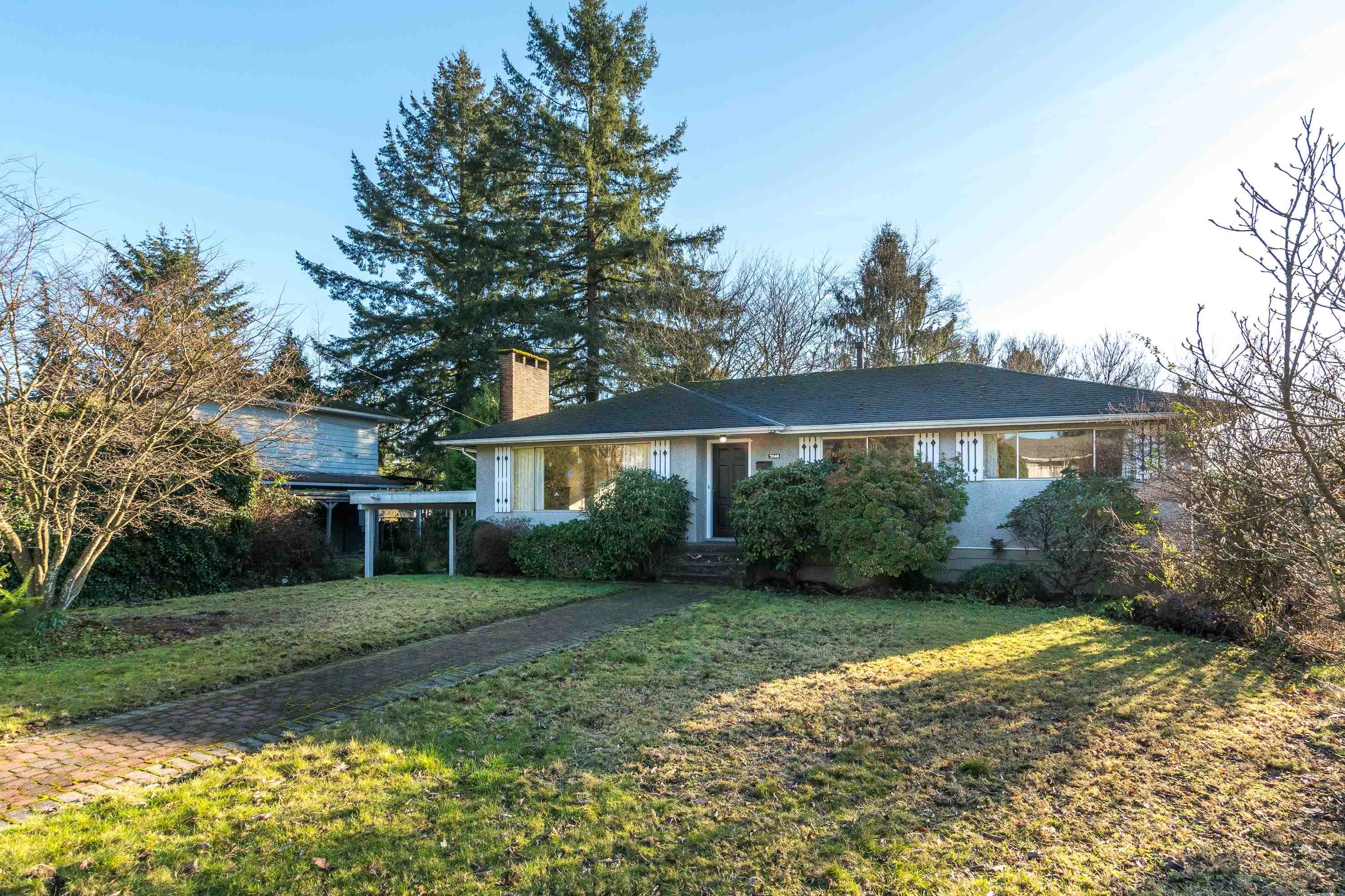 7046 HILLVIEW STREET, Burnaby BC V5A 1Y3, R3097587, BC,