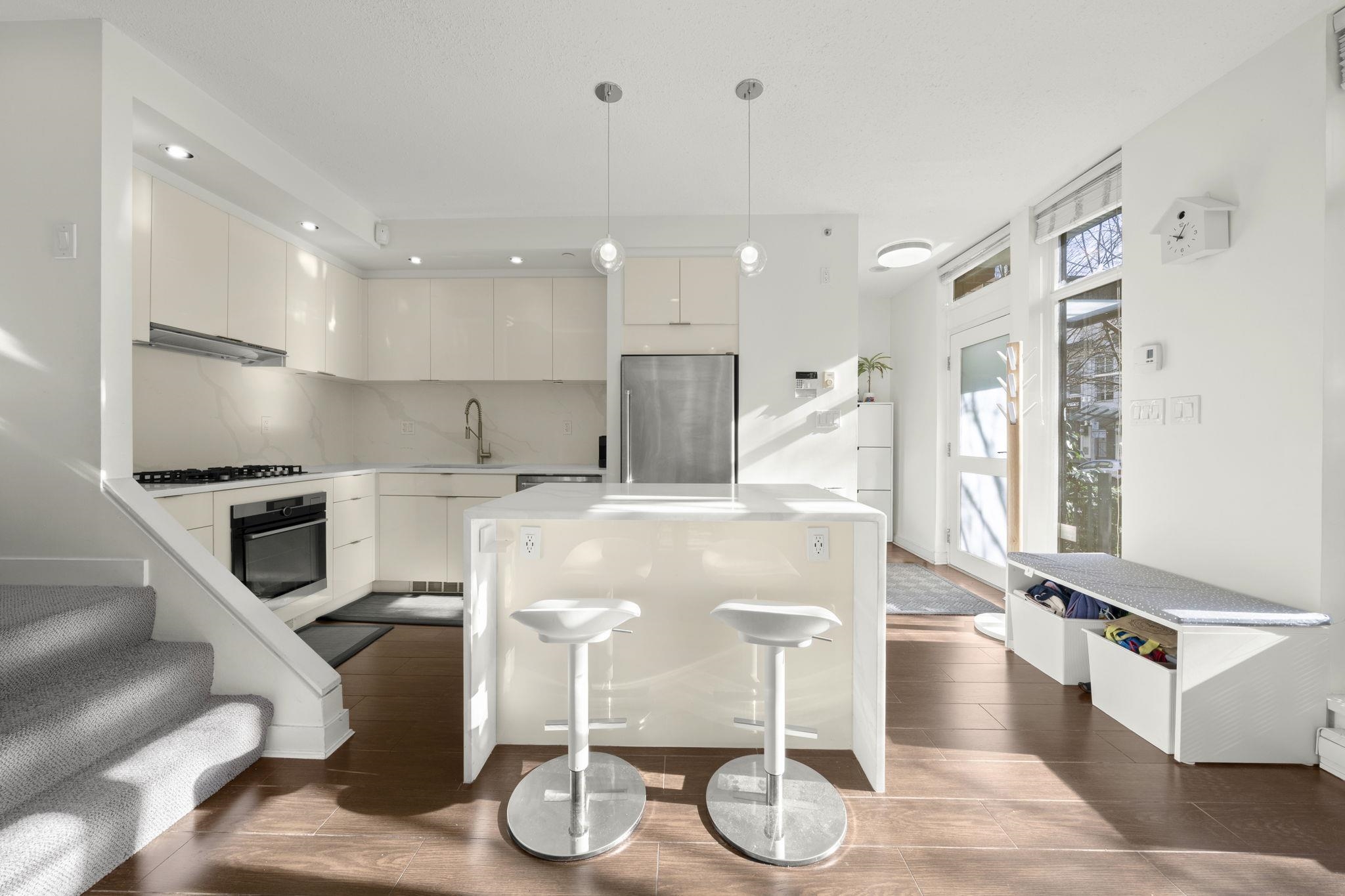 1053 HOMER STREET, Vancouver BC V6B 2X5, R3097765, BC,